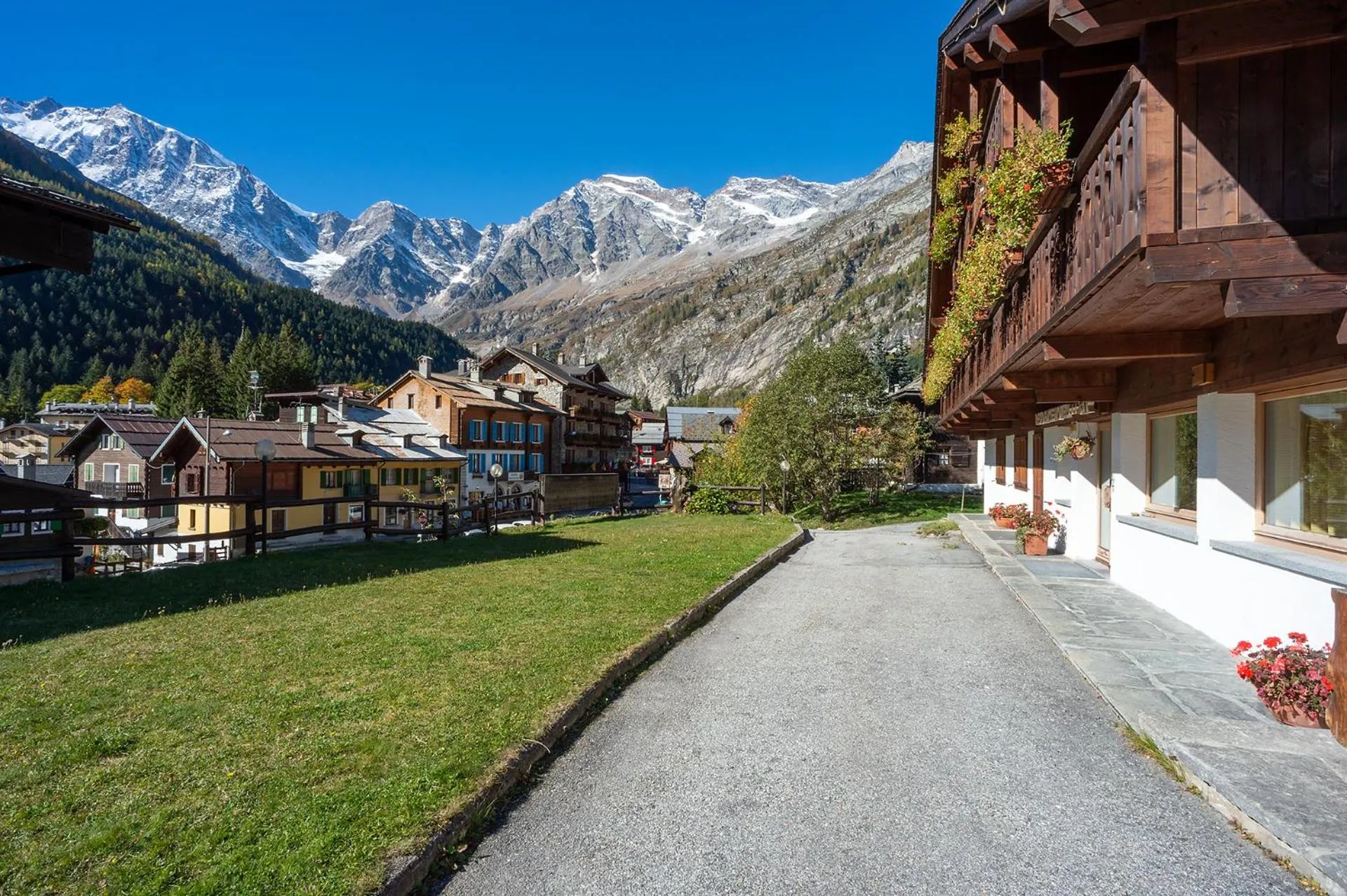 Mountain view in Residence Monterosa