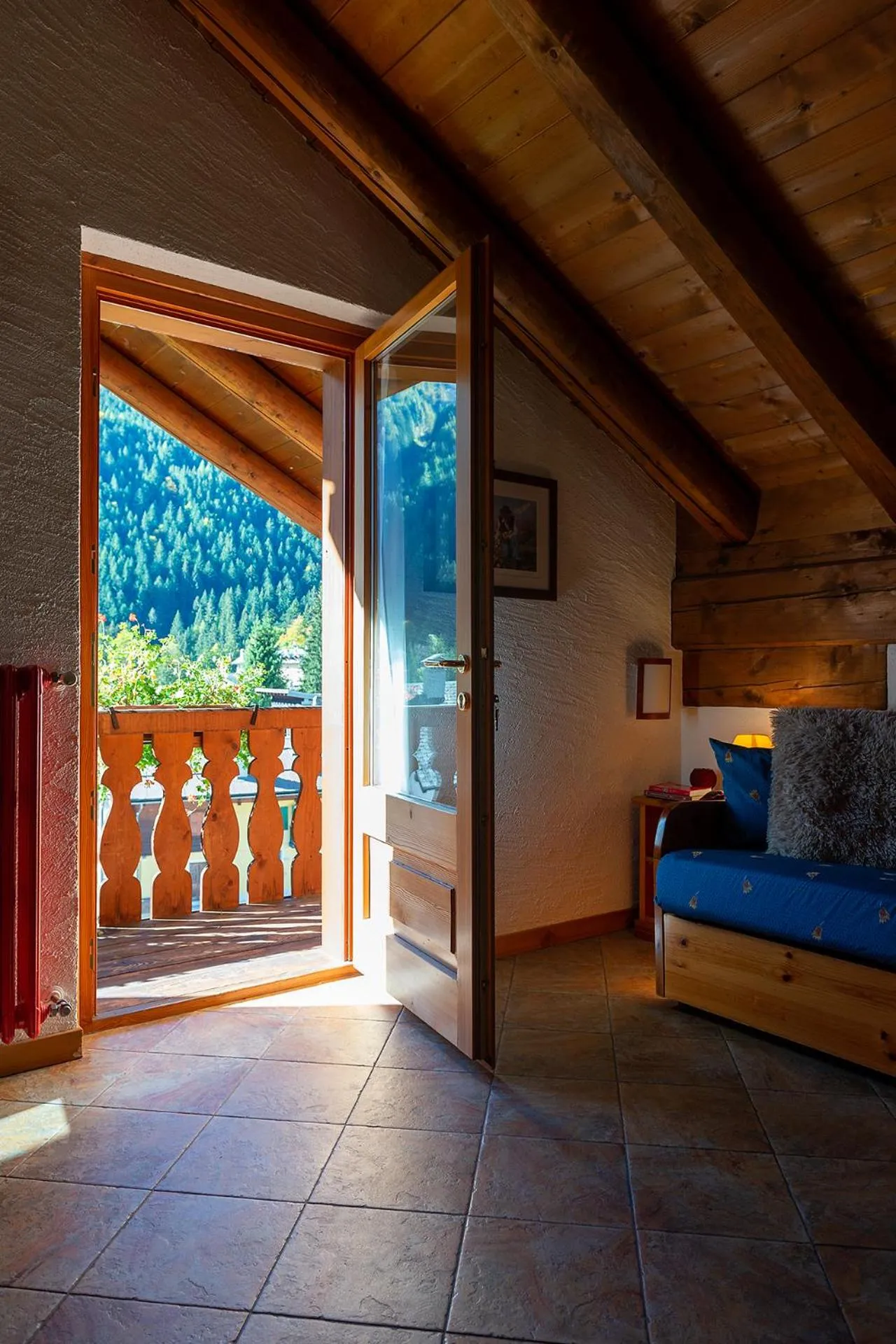 Balcony/Terrace, Bed in Residence Monterosa