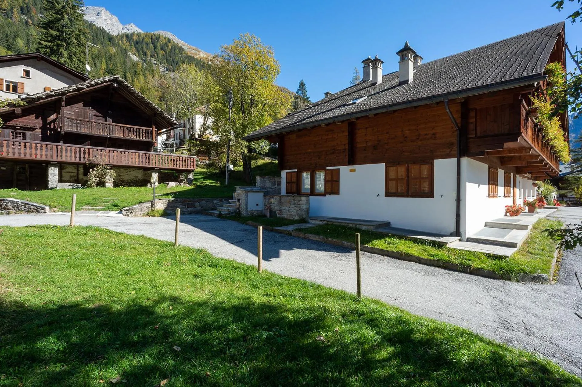 Property building in Residence Monterosa