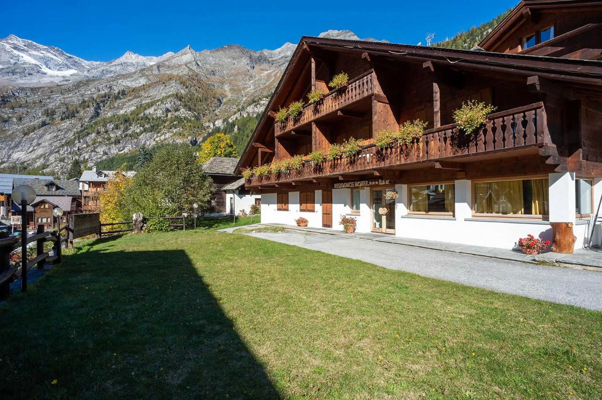 Property building in Residence Monterosa
