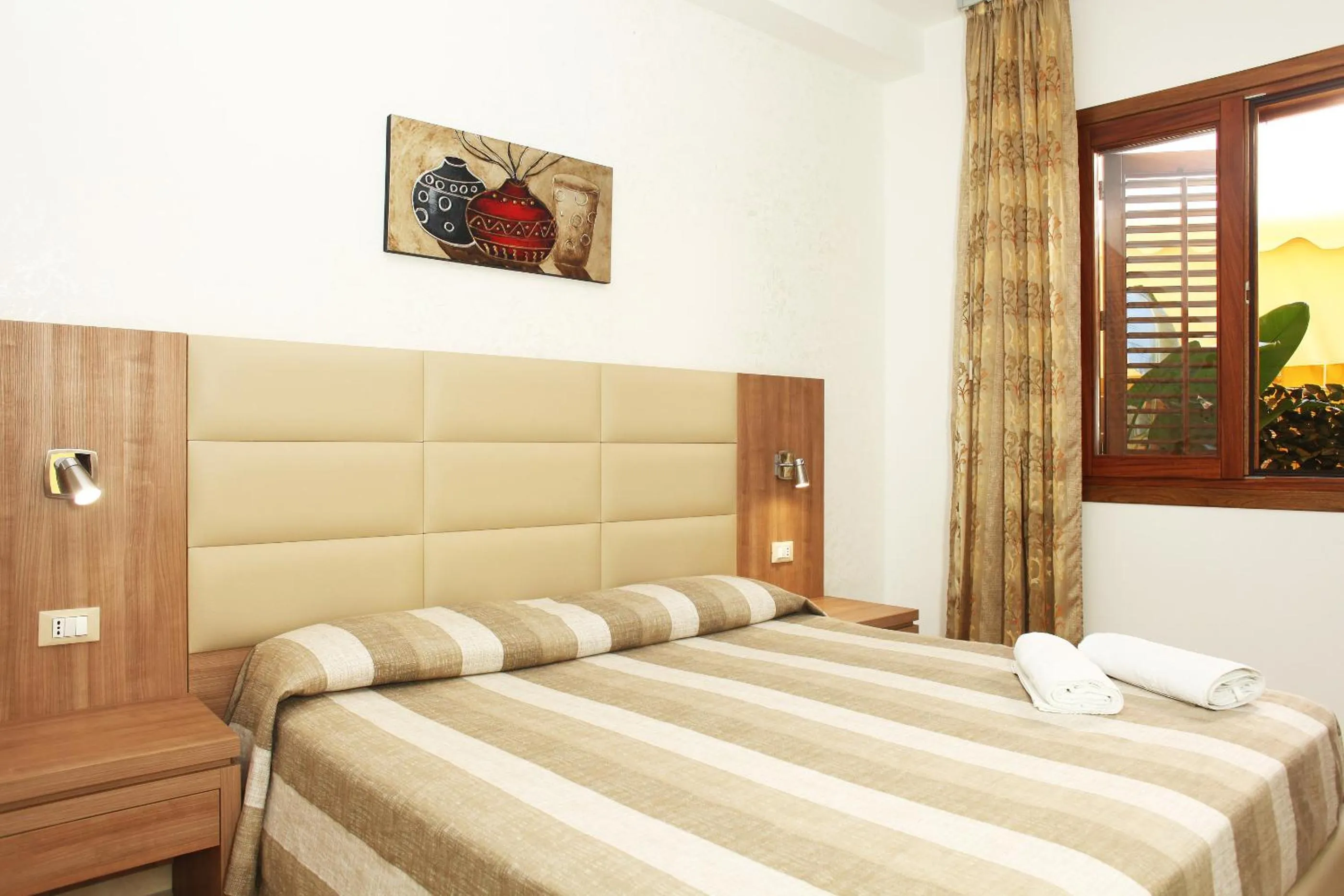 Photo of the whole room, Bed in Coralia Bed & Breakfast