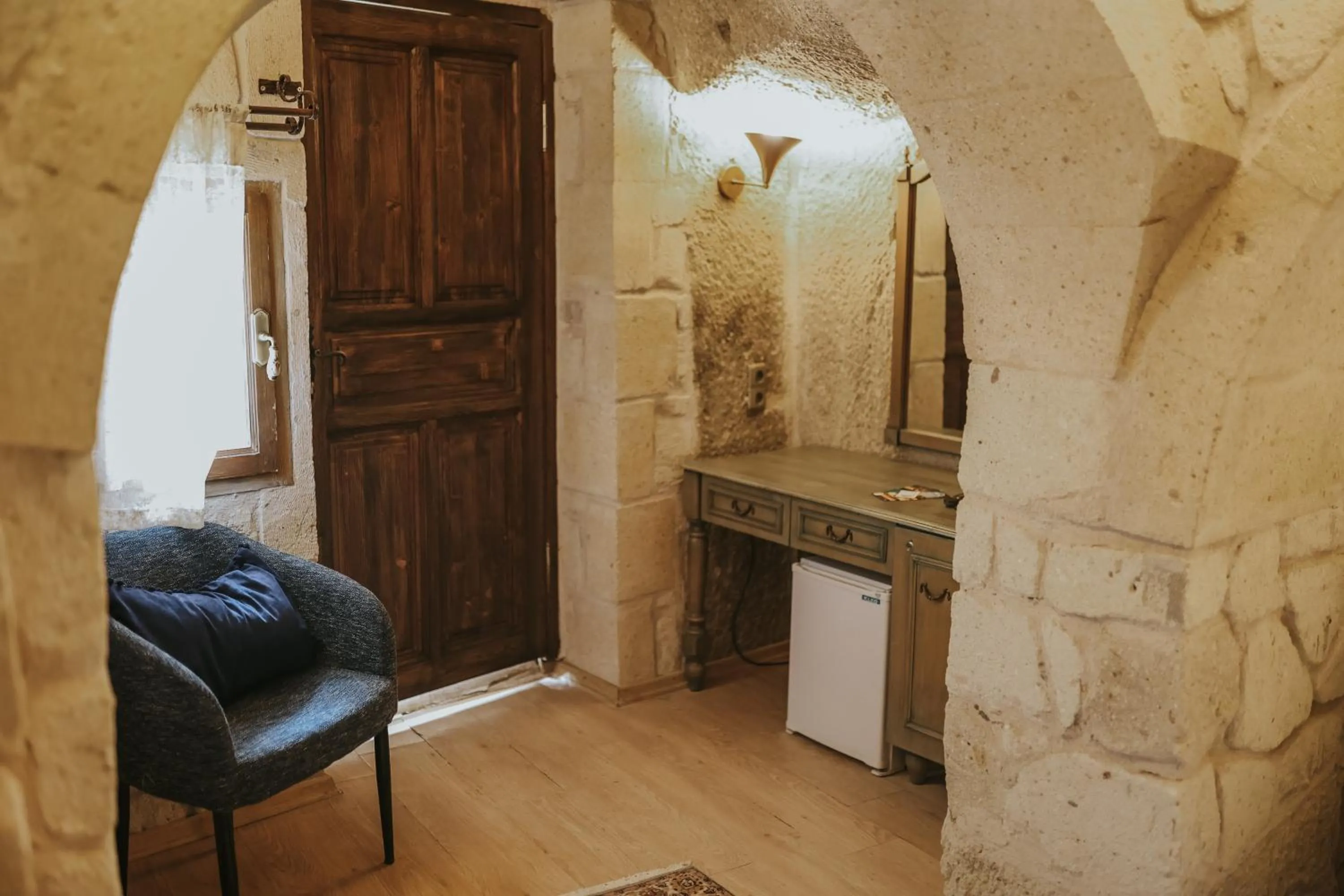 Seating area in Elaa Cave Hotel