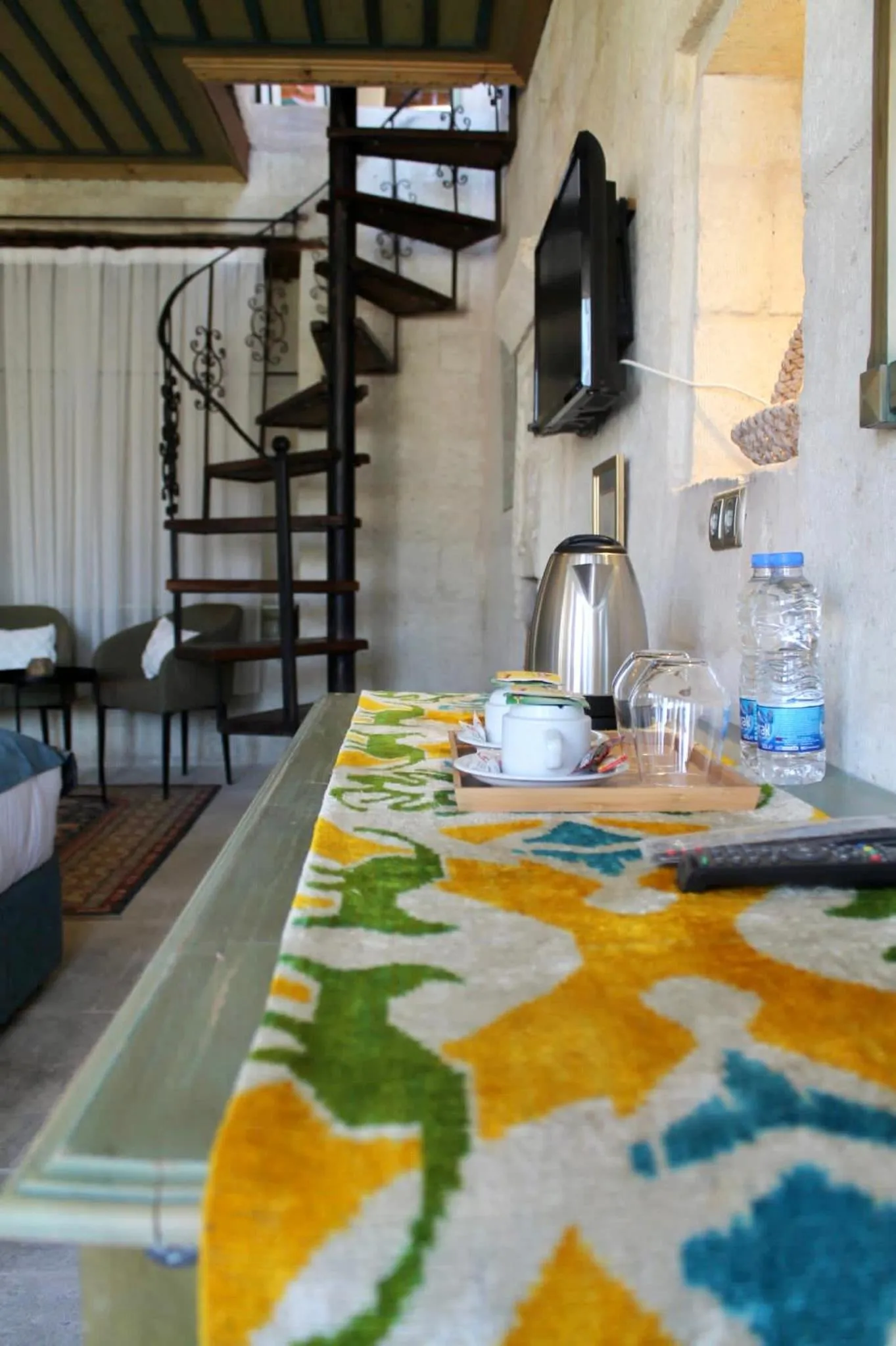 Coffee/tea facilities in Elaa Cave Hotel