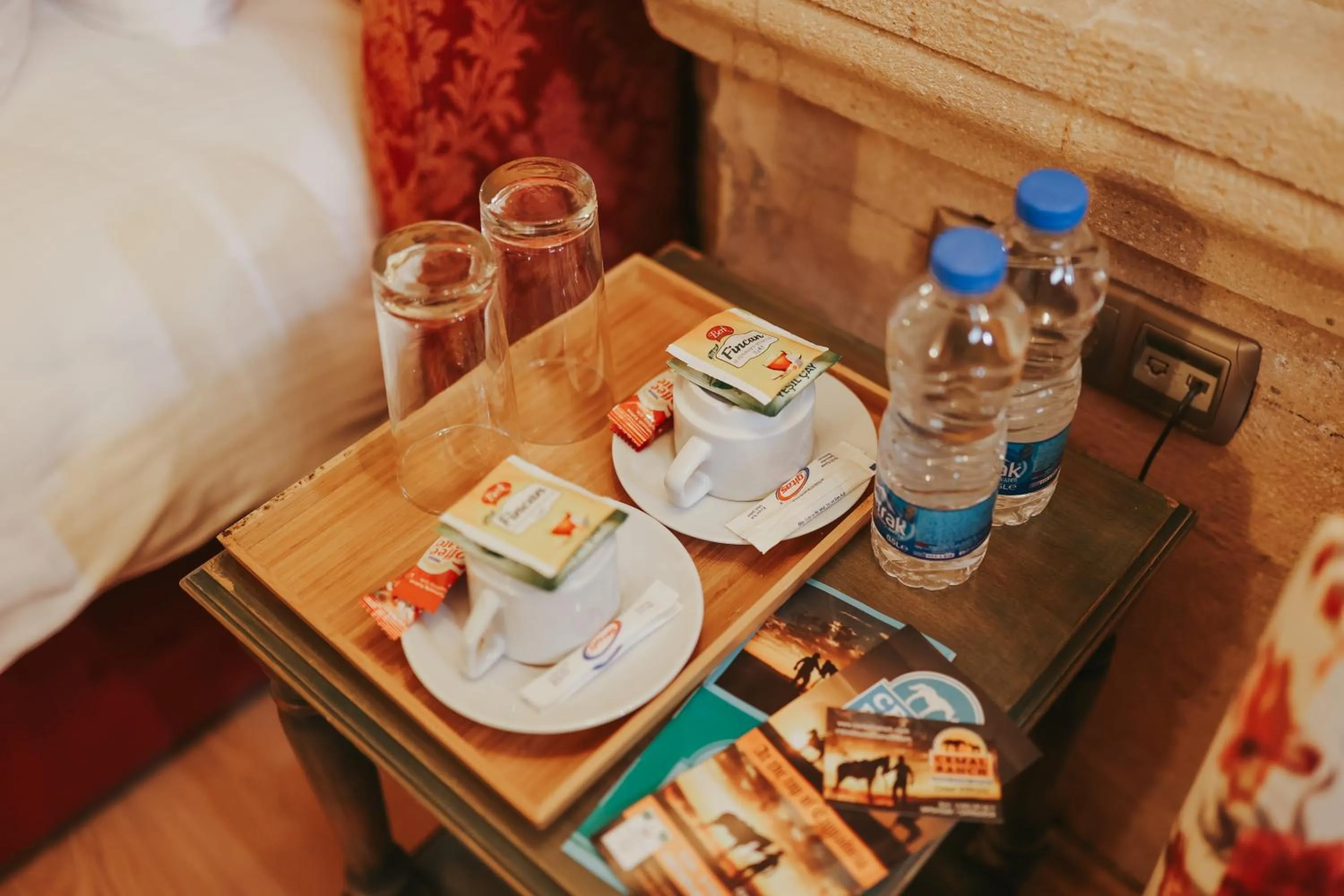 Coffee/tea facilities in Elaa Cave Hotel