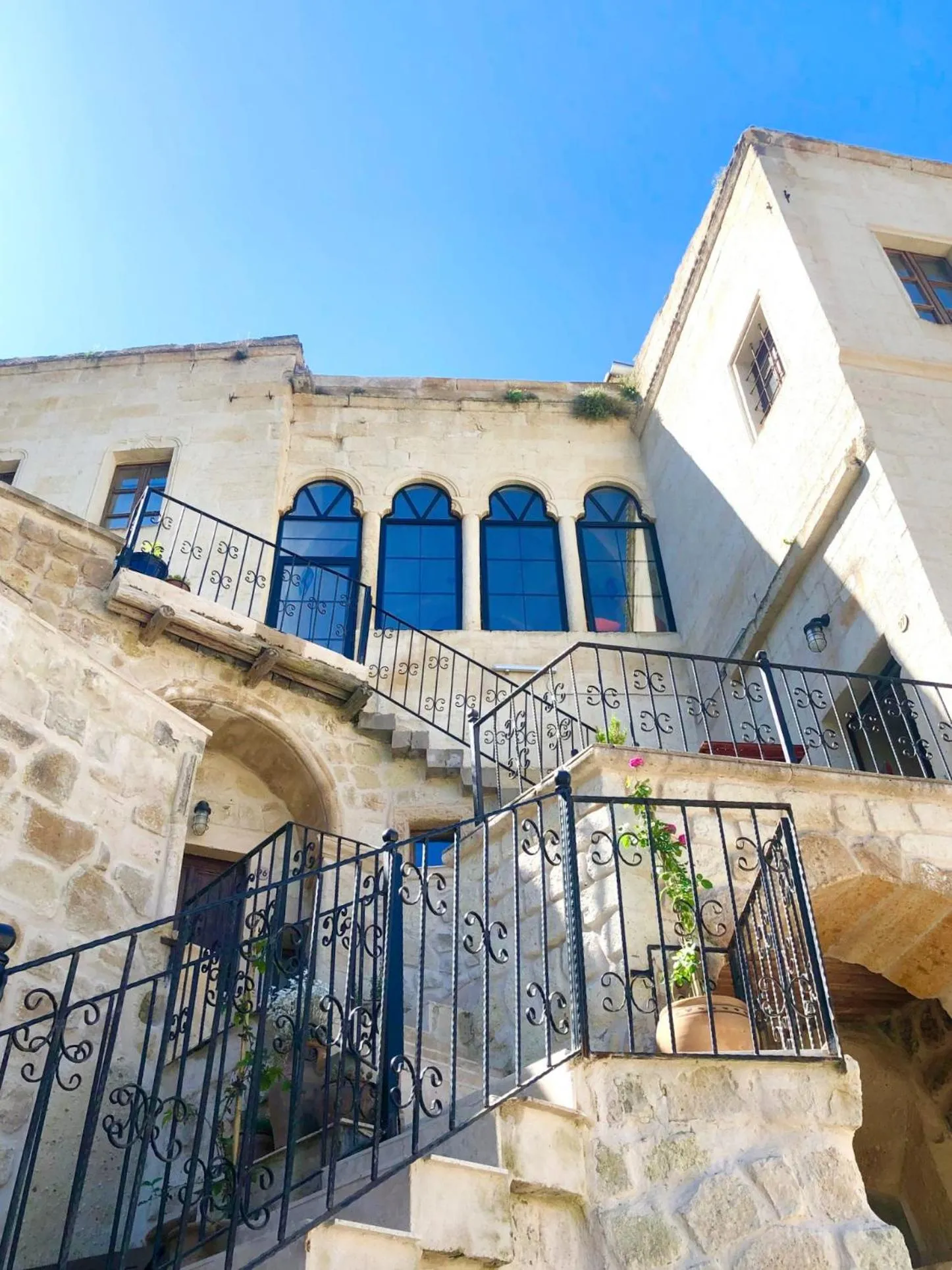 Balcony/Terrace in Elaa Cave Hotel
