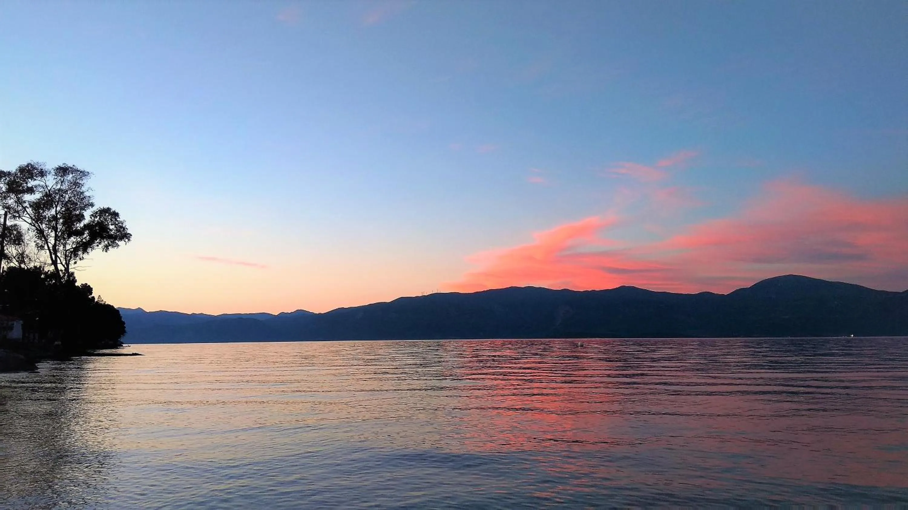 Sunset in Seacret Apartments