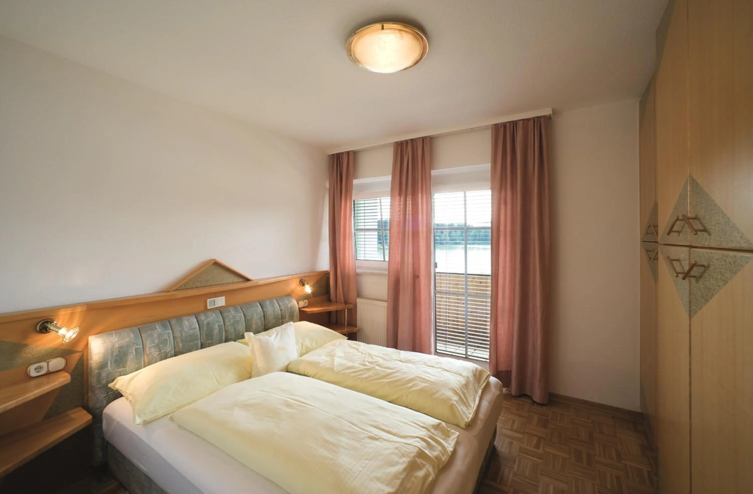 Bedroom, Bed in Maltschacher Seewirt