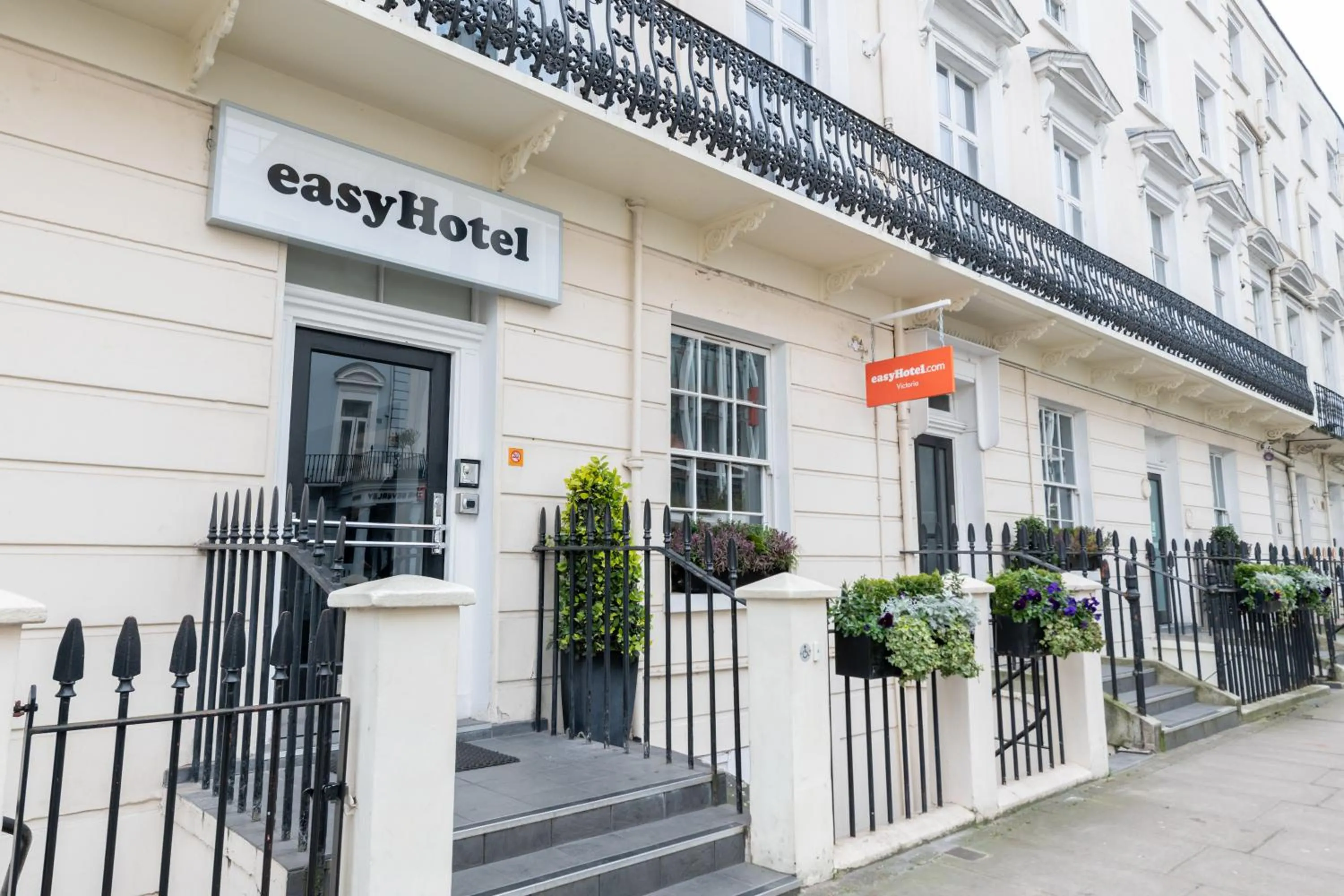 Property building in easyHotel Victoria