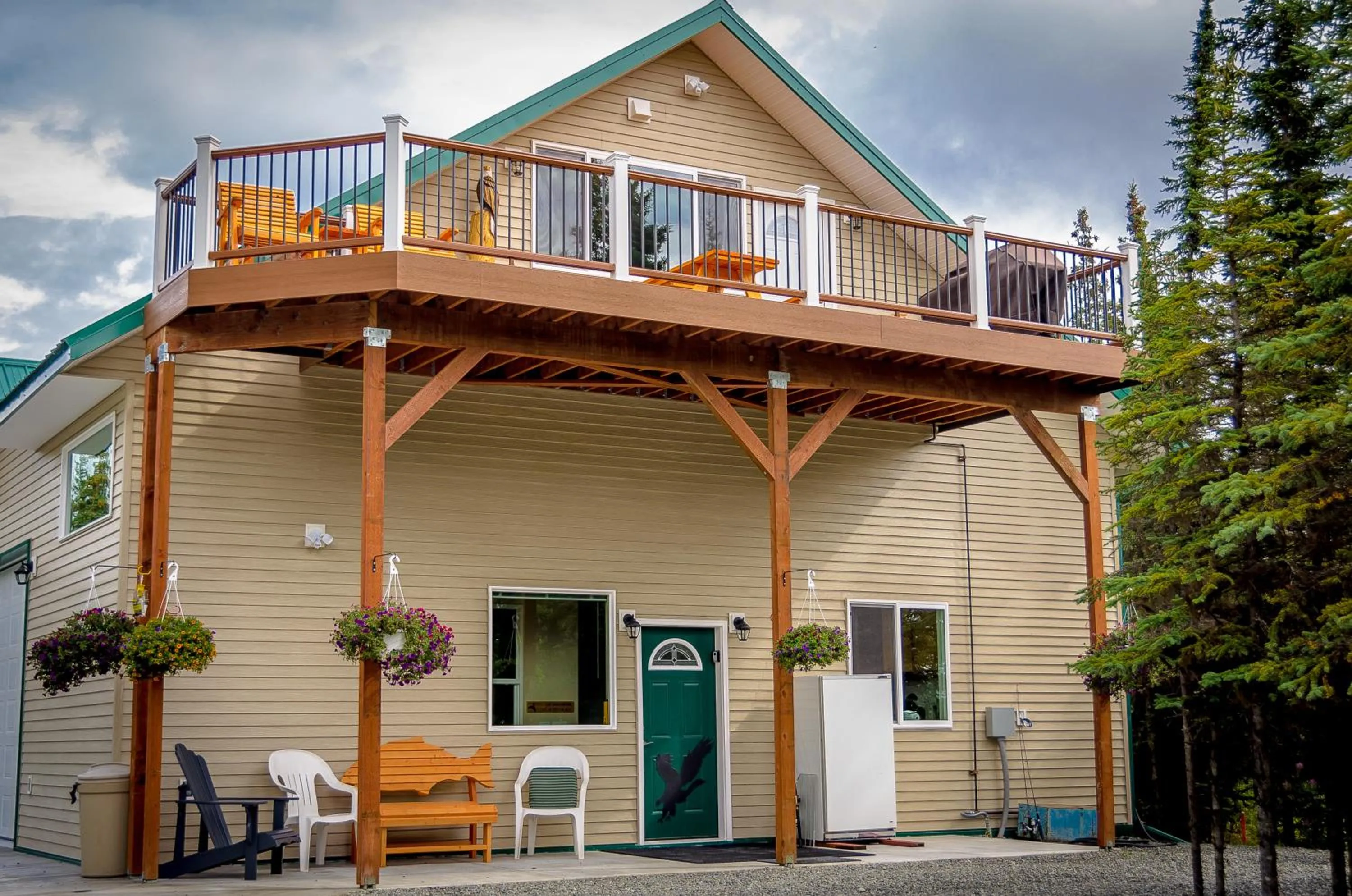 Property building in Eagle's Eye Vacation Rentals