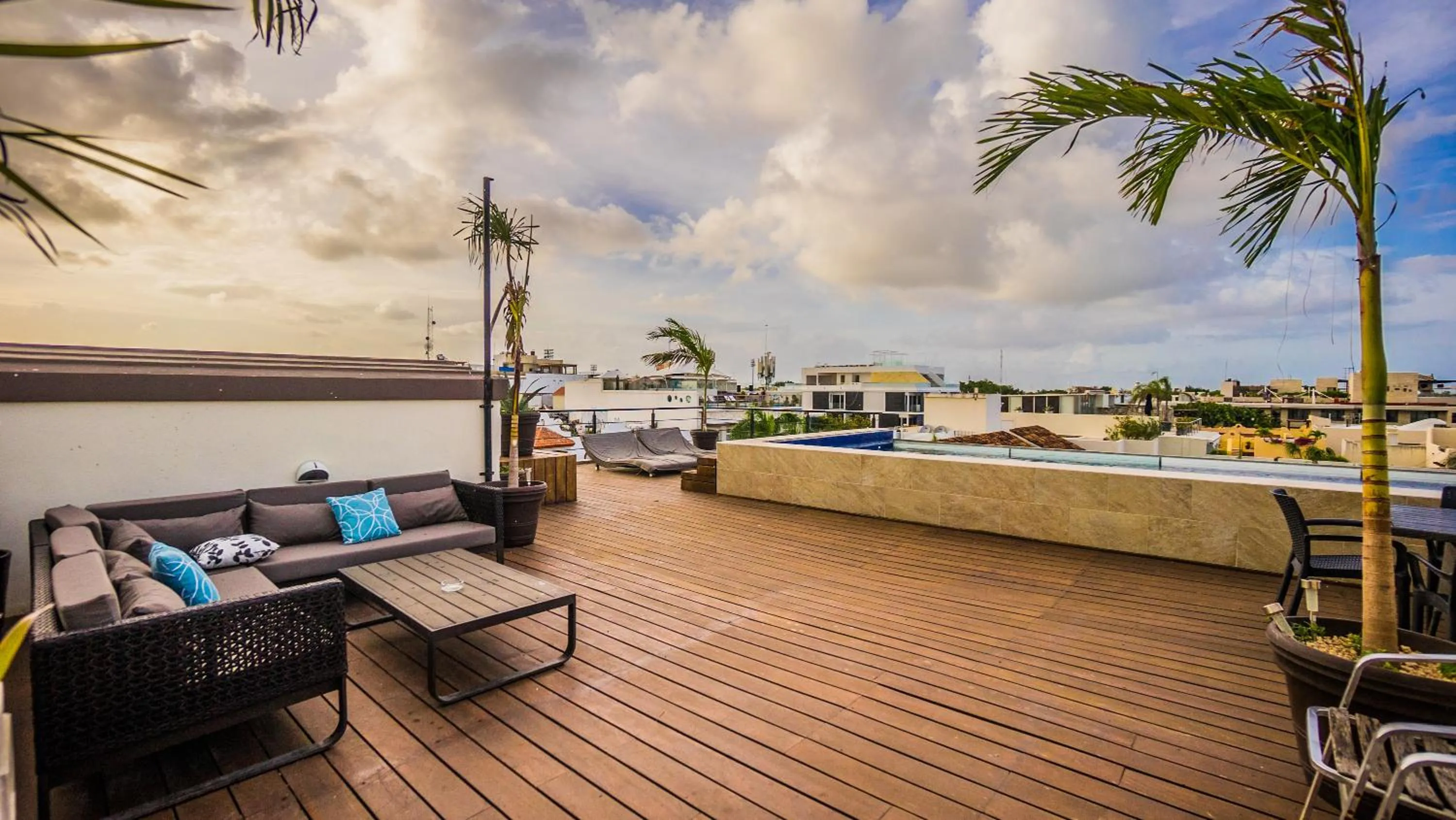 Balcony/Terrace in Lotus Midtown Apartments by BVR