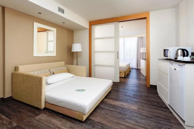 Bed in Sol Lanzarote - All Inclusive