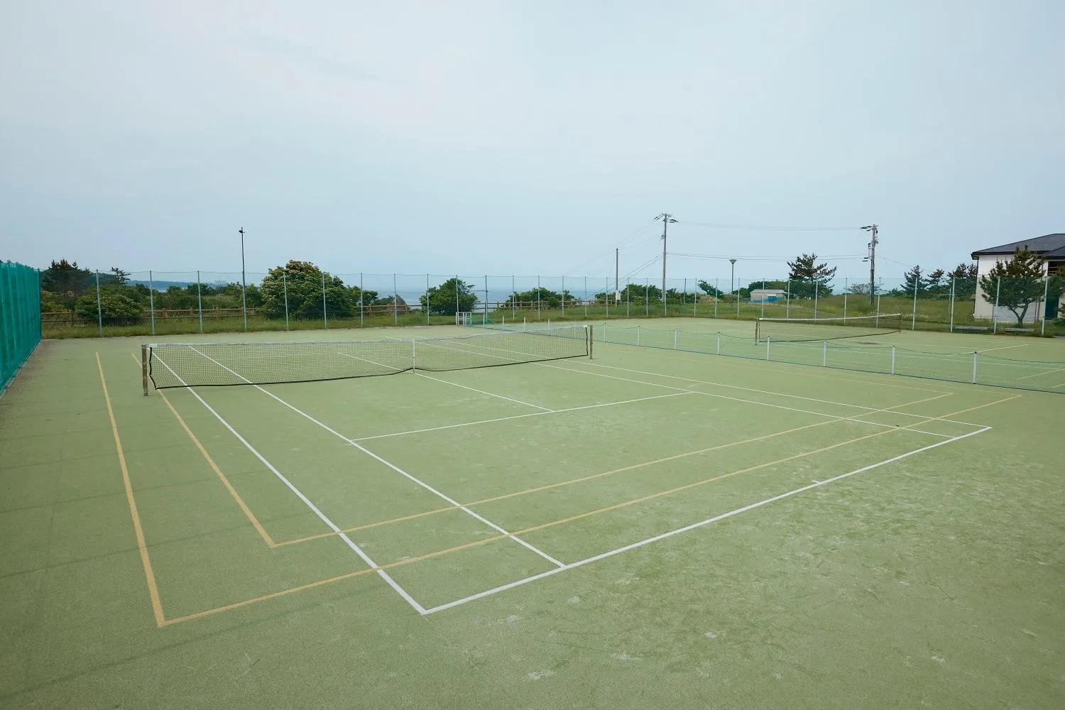 Area and facilities, Tennis/Squash in Hotel Familio Sadoaikawa