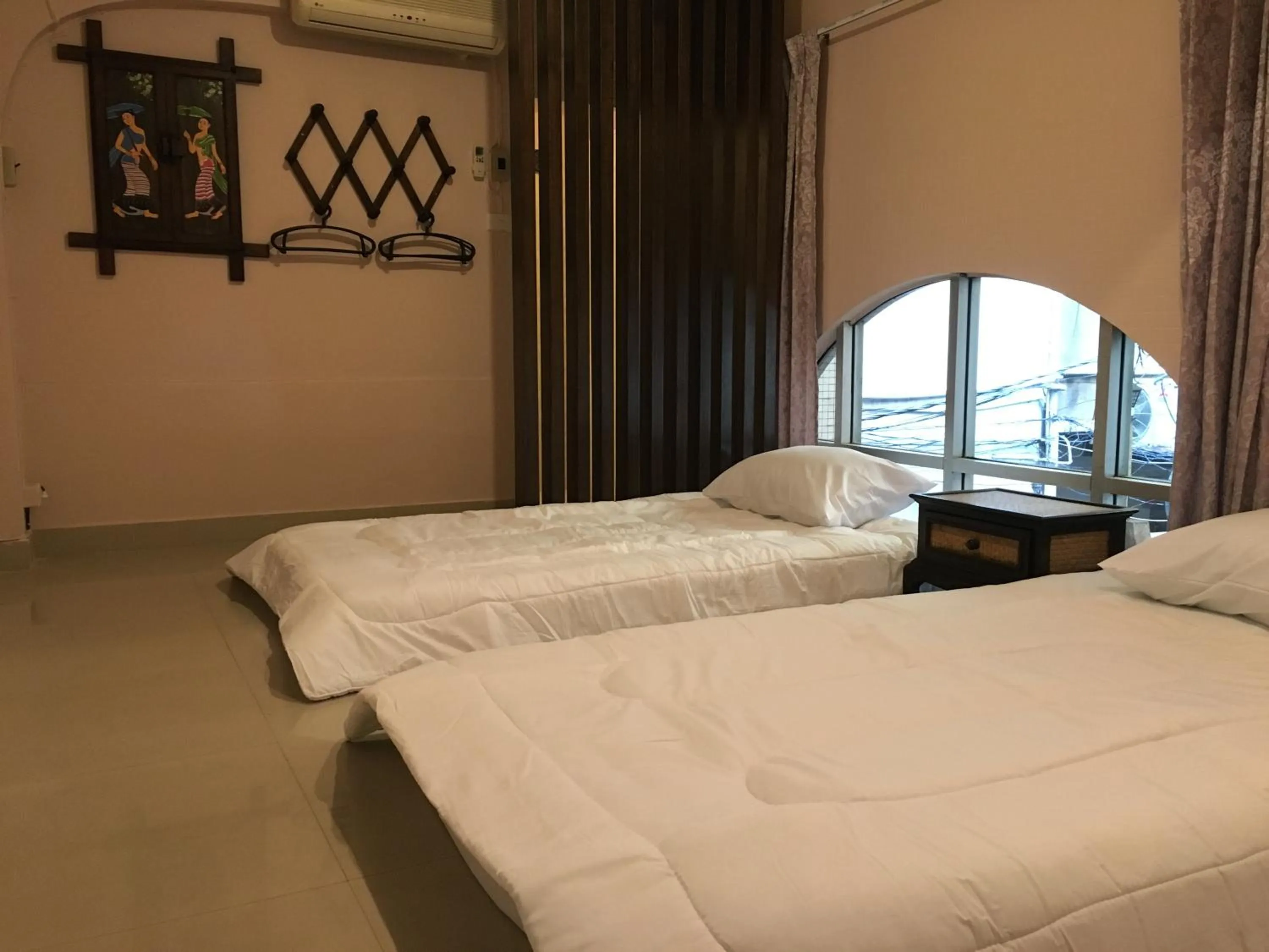 Photo of the whole room, Bed in The Grand Palace Hotel