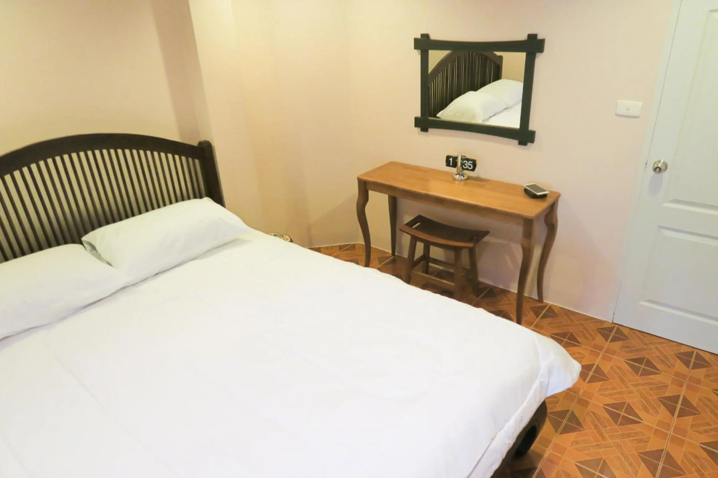 Decorative detail, Bed in The Grand Palace Hotel