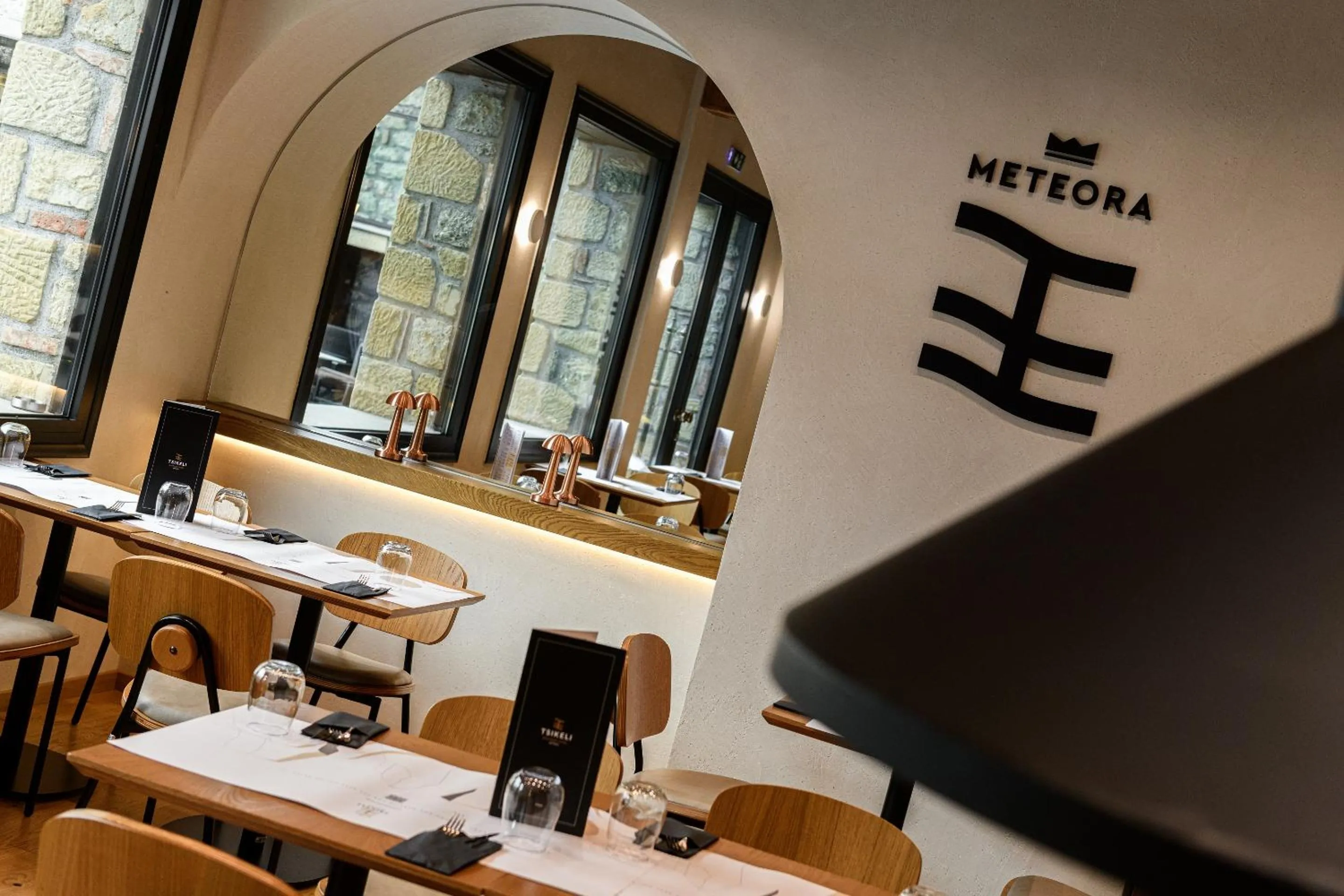 Restaurant/places to eat in Tsikeli Boutique Hotel Meteora - Adults Friendly