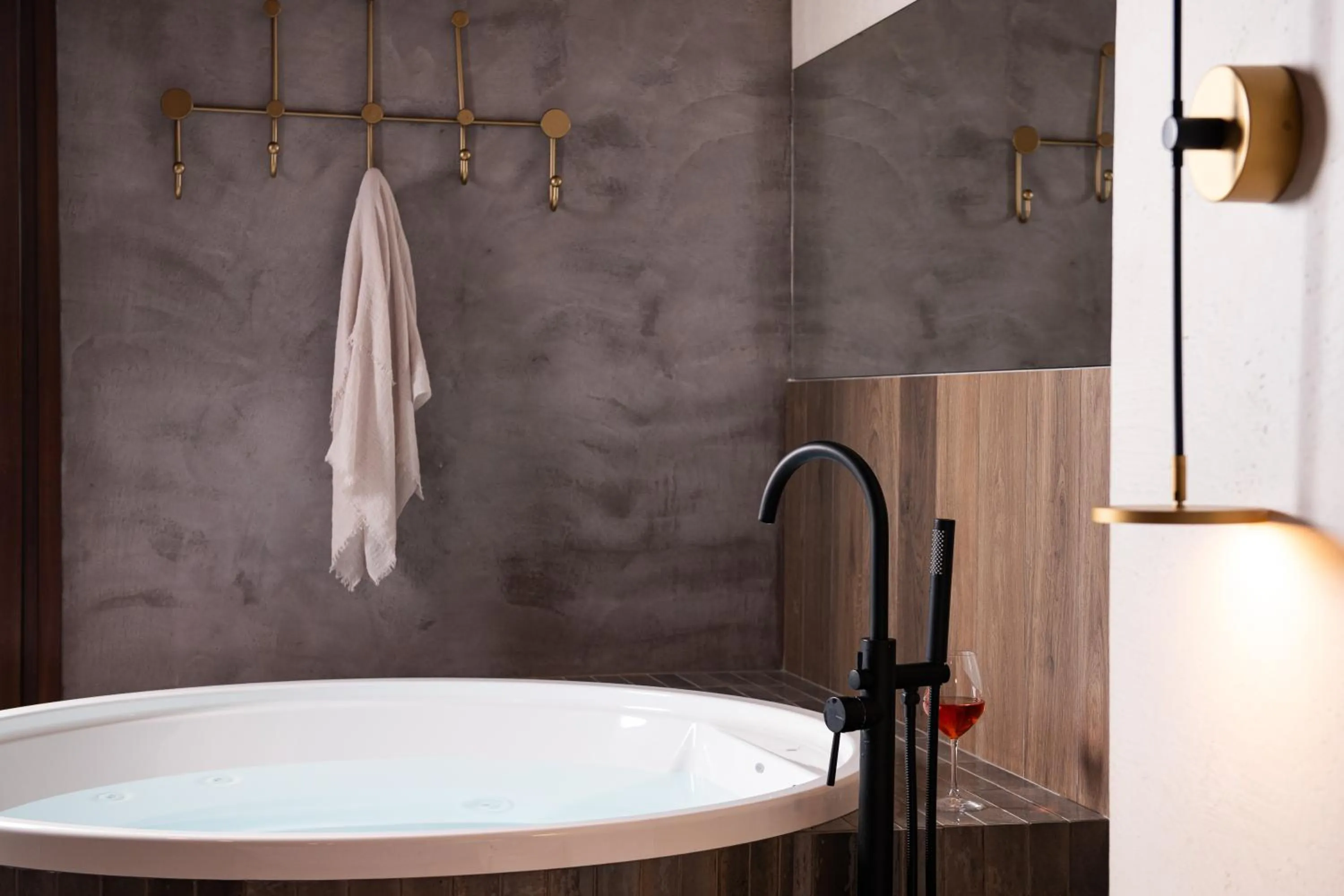 Hot Tub in Tsikeli Boutique Hotel Meteora - Adults Friendly