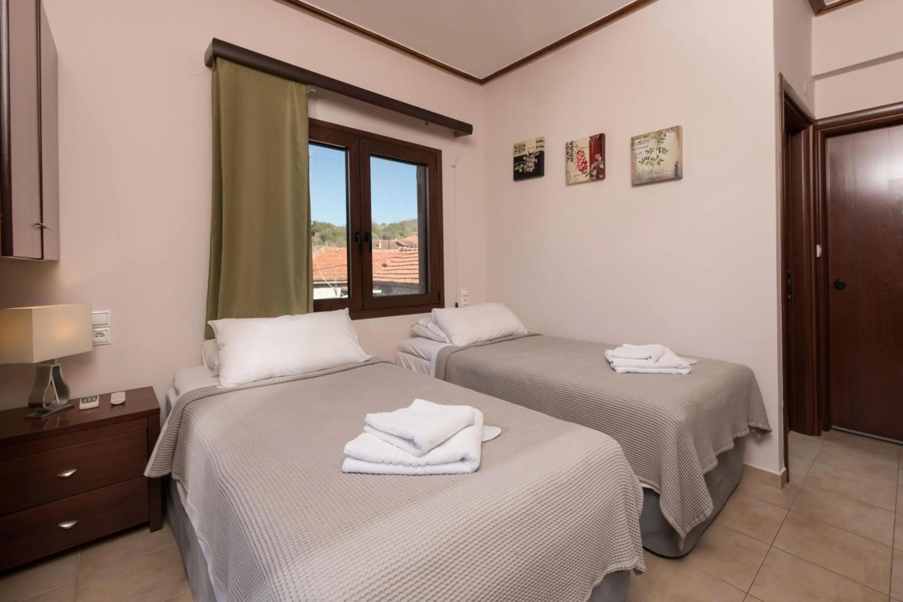 Bed in Tsikeli Boutique Hotel Meteora - Adults Friendly