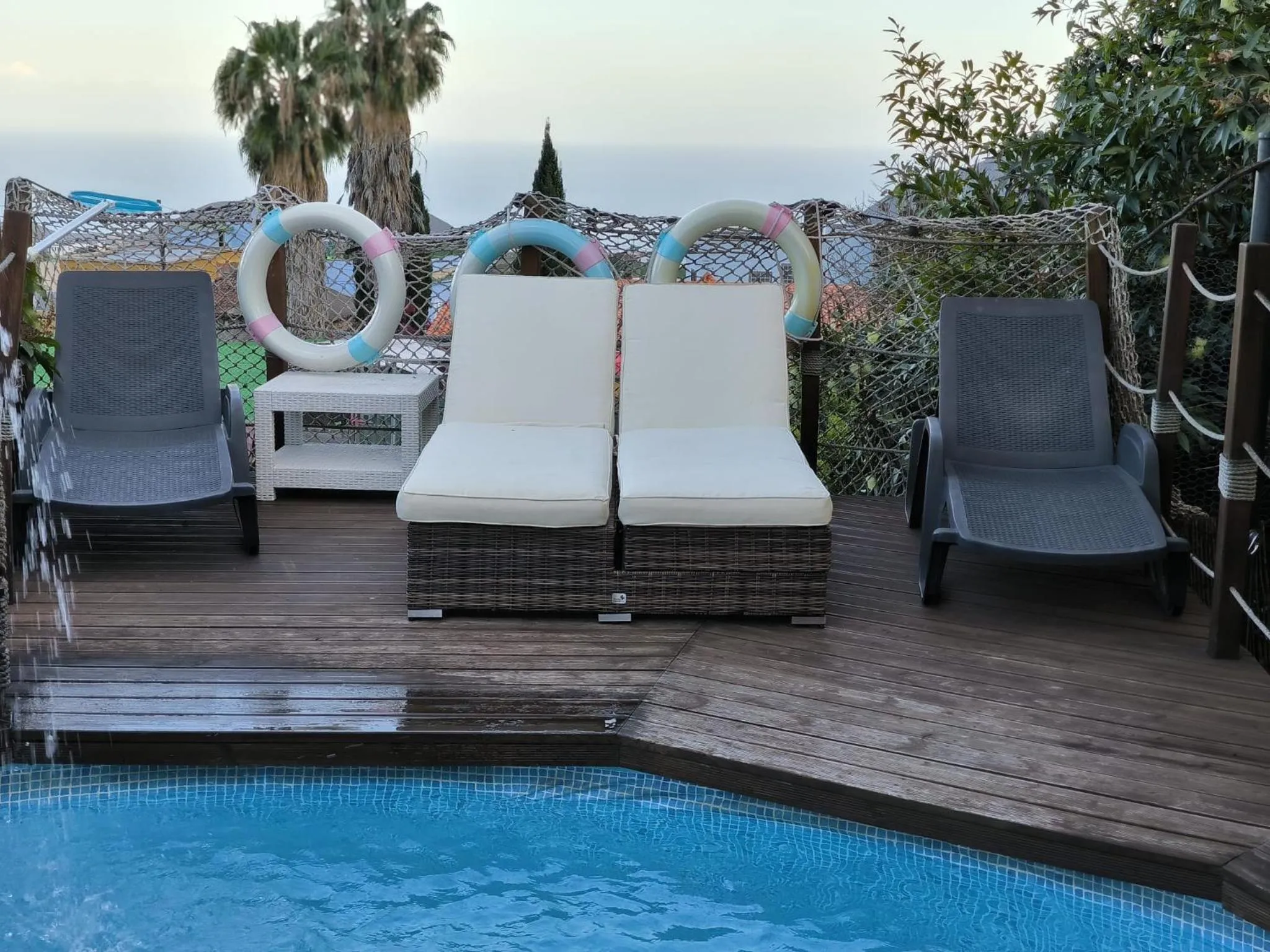 sunbed in Hotel Rural La Raya 1866