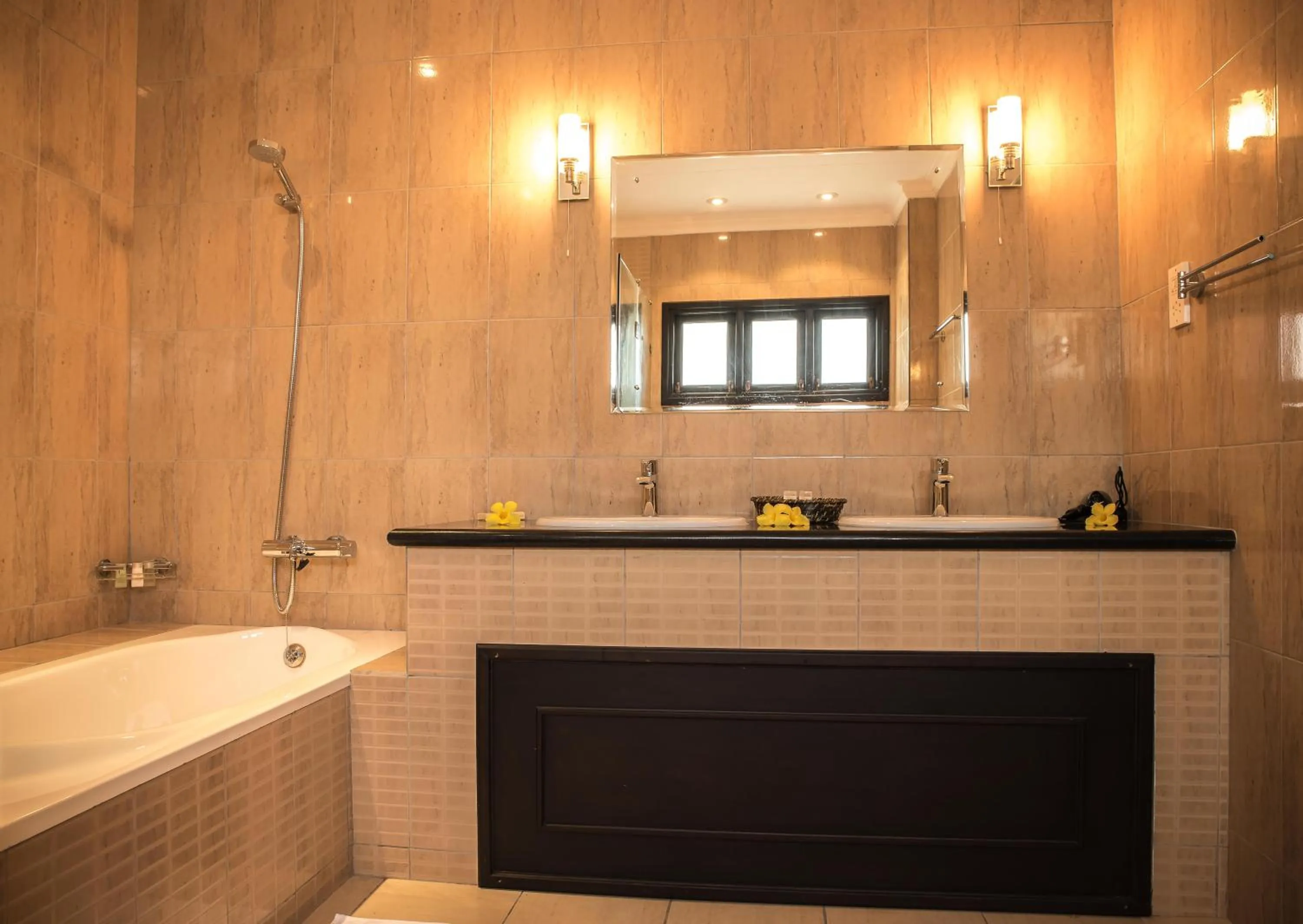 Bathroom in Oasis Hotel Restaurant & Spa