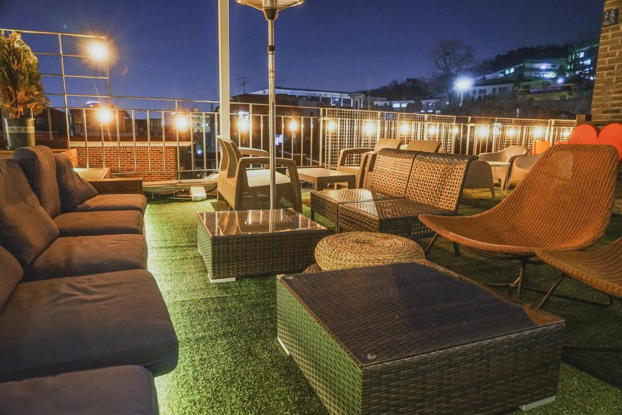 Myeongdong Artmonstay