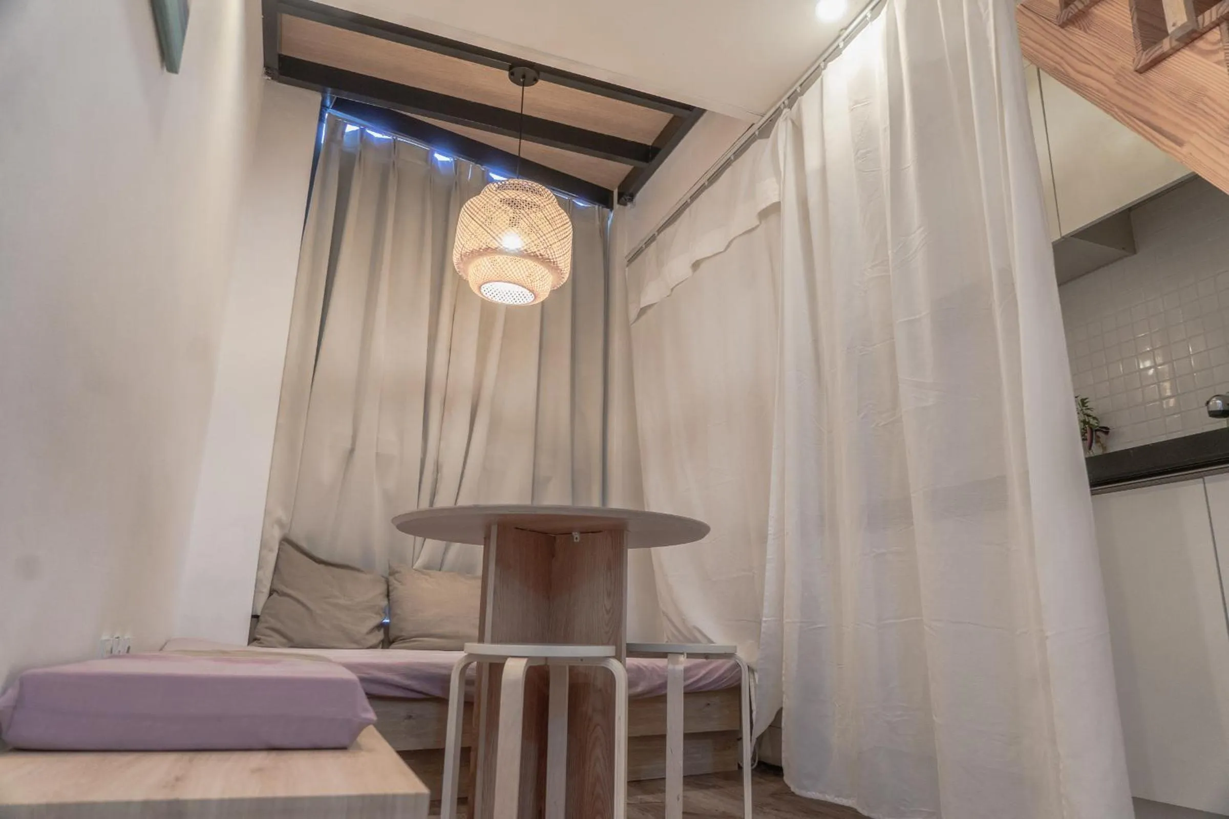Myeongdong Artmonstay
