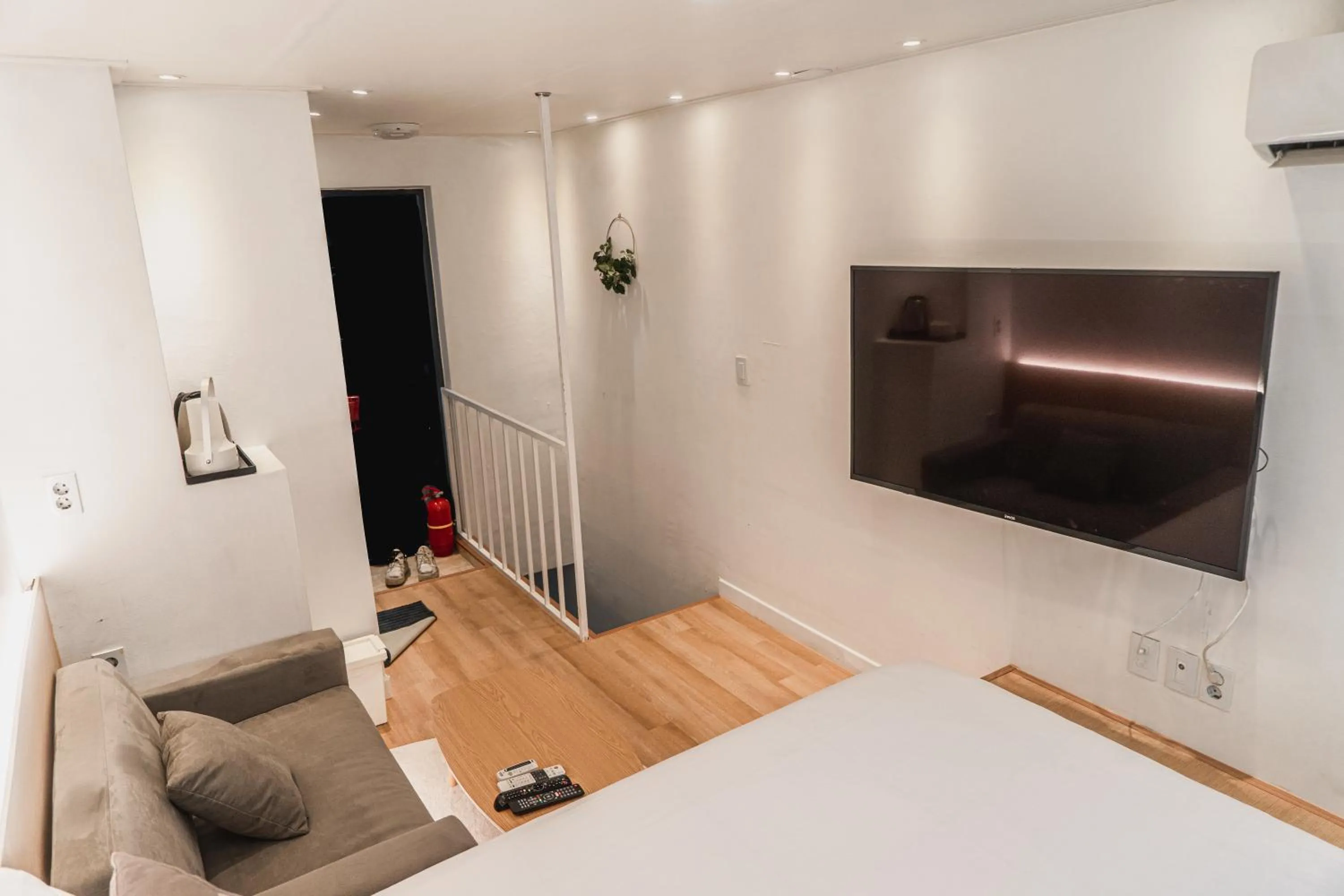 Bed in Myeongdong Artmonstay