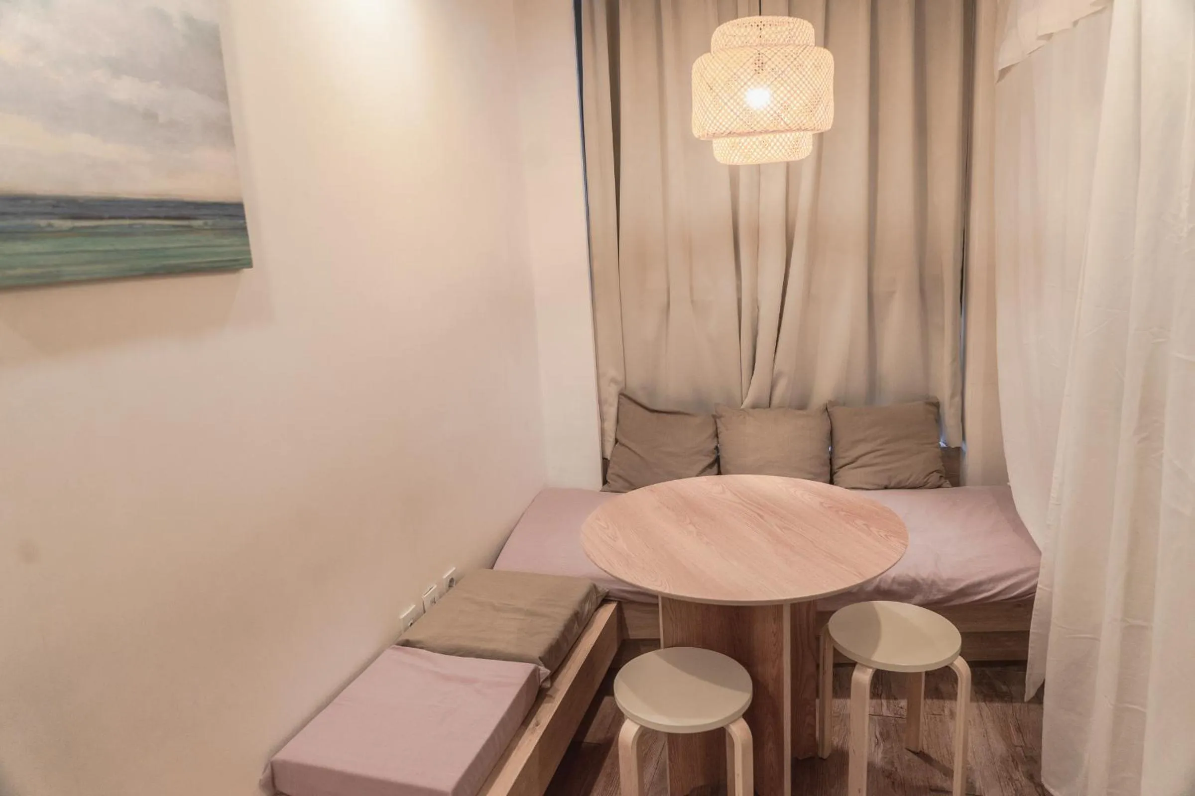 Myeongdong Artmonstay