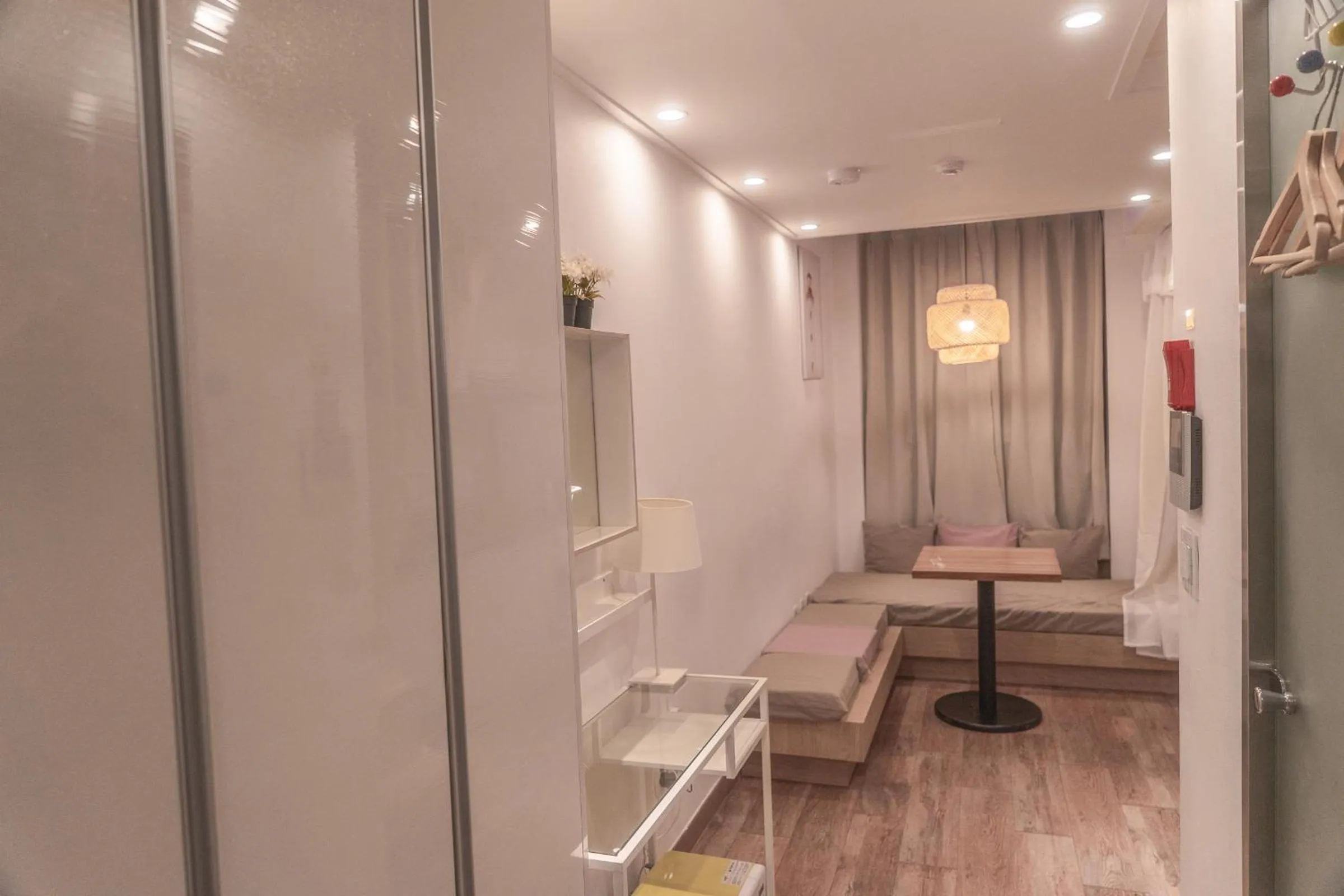 Myeongdong Artmonstay