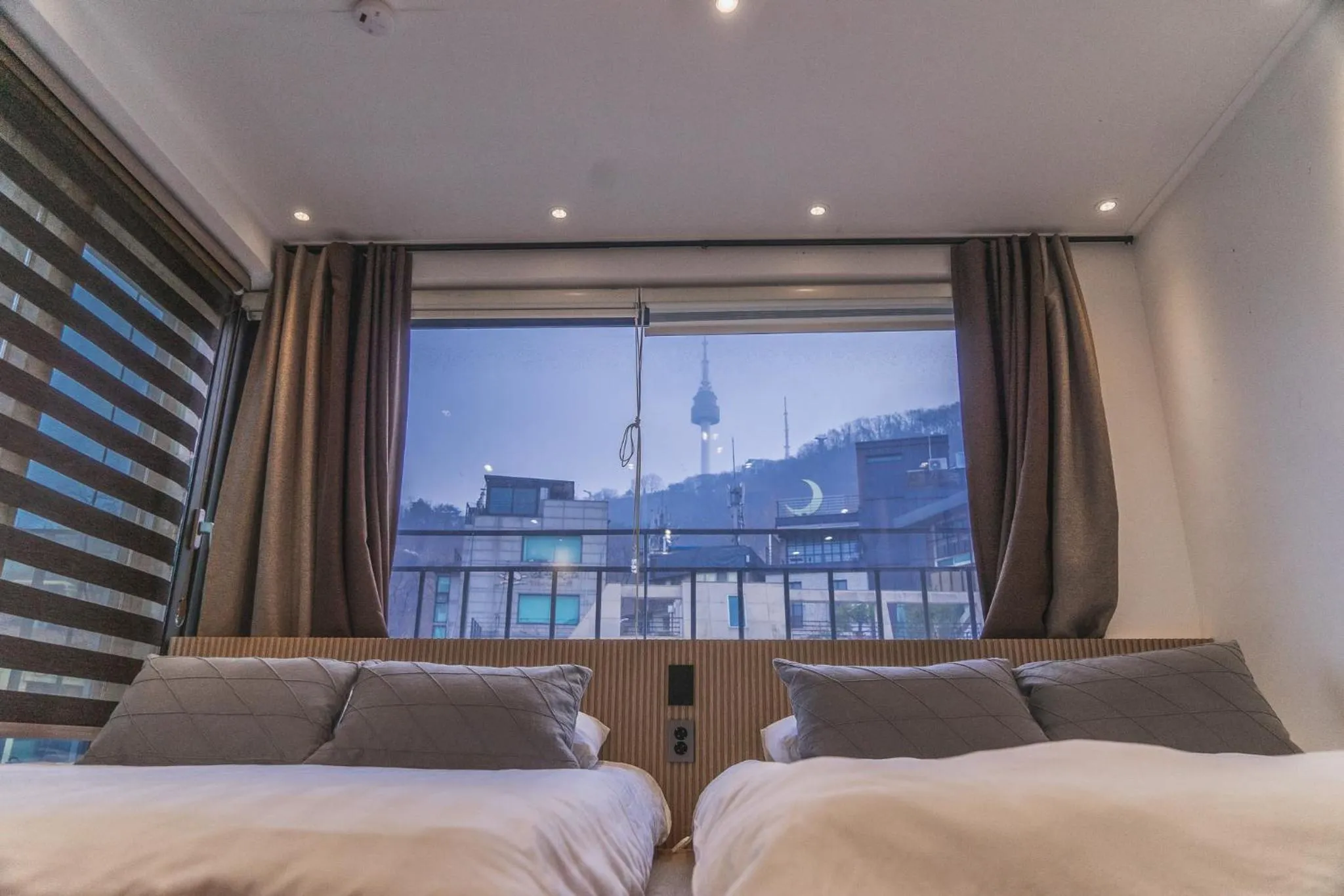 Bed in Myeongdong Artmonstay