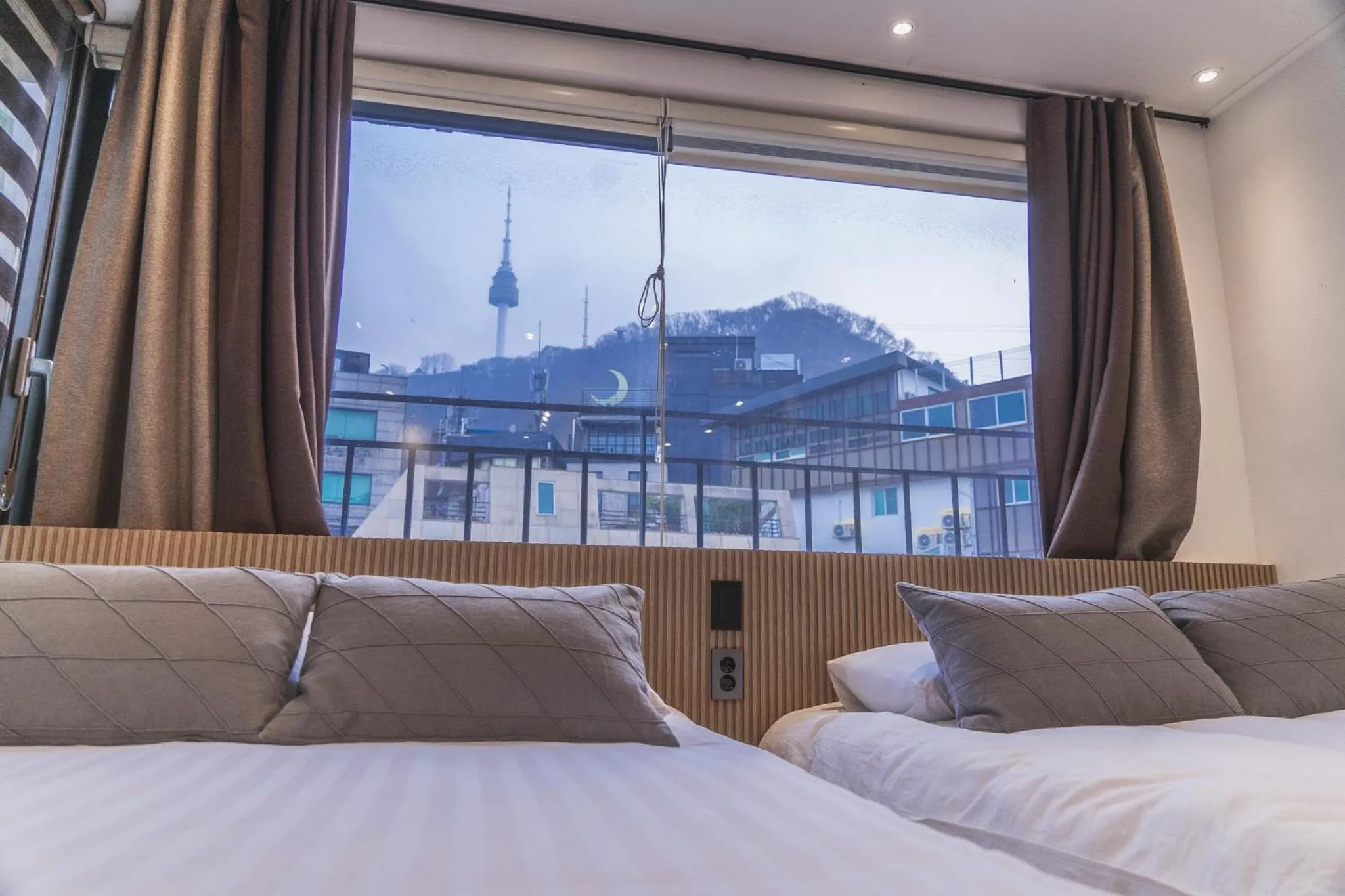 Bed in Myeongdong Artmonstay