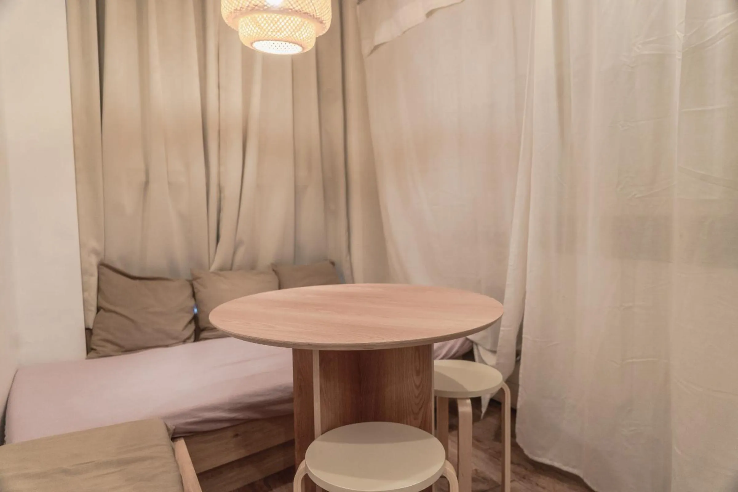 Myeongdong Artmonstay