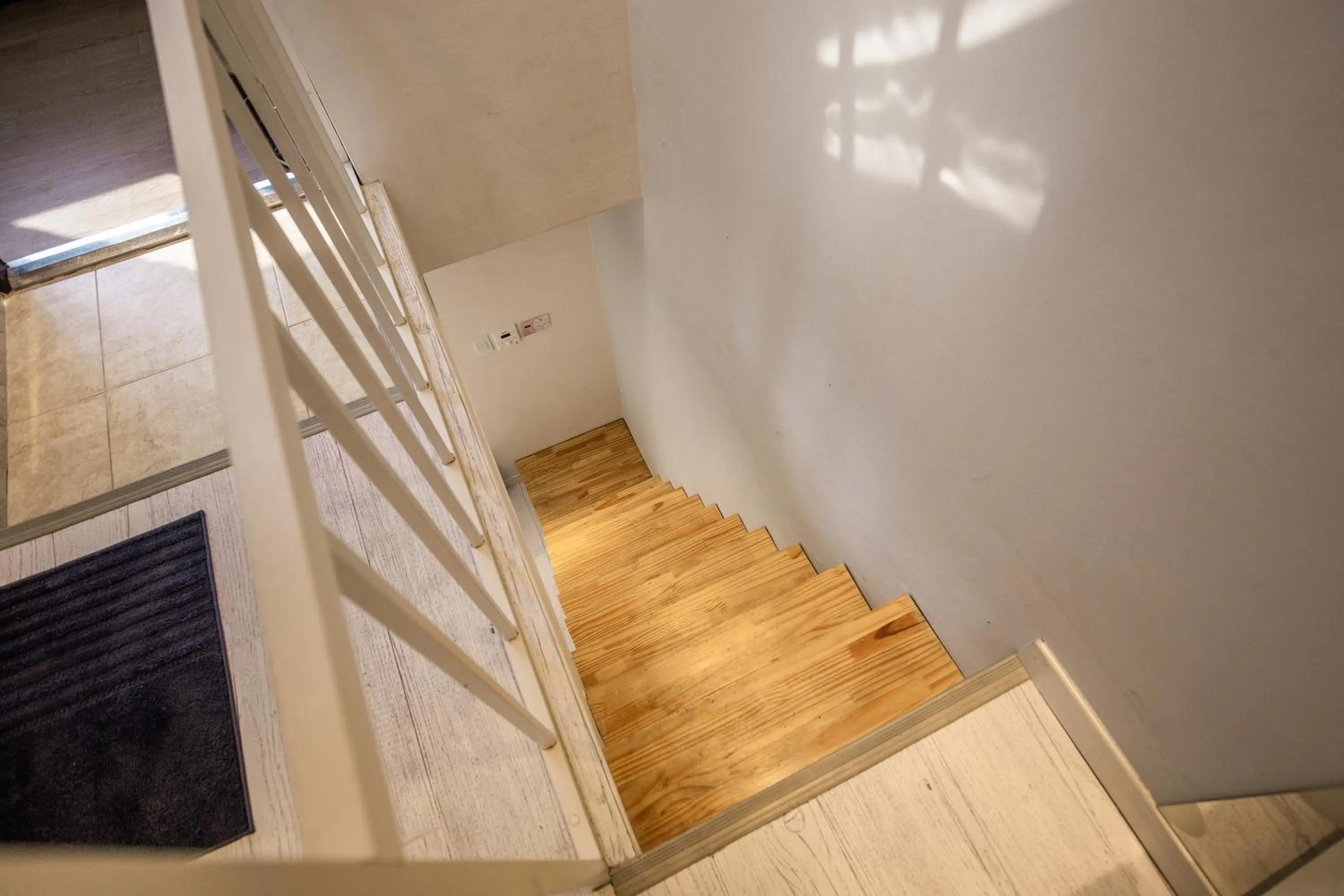 Myeongdong Artmonstay