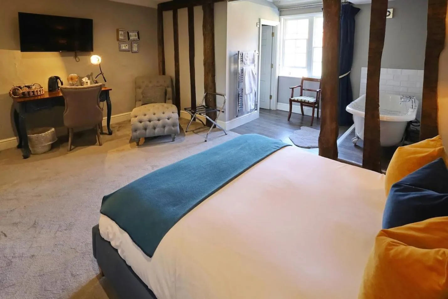 Bedroom, Bed in The Stratford Townhouse