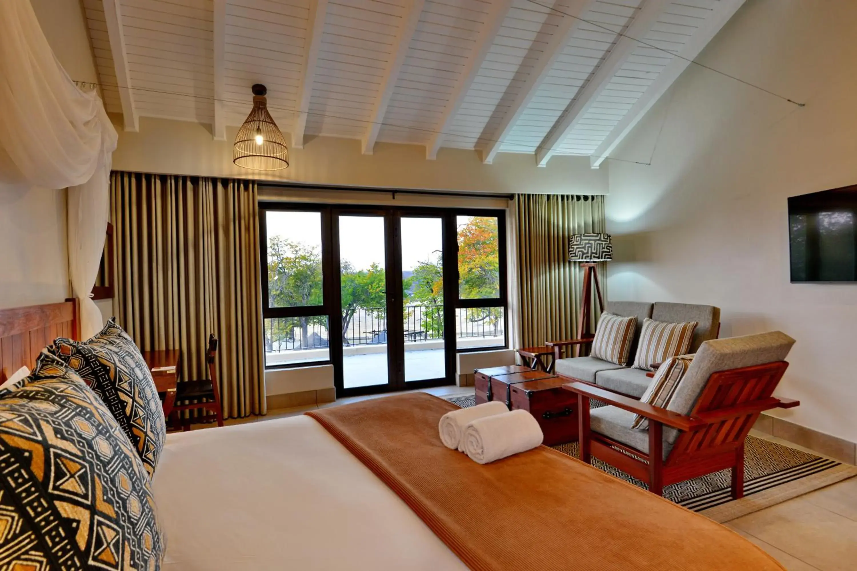 Deluxe Suite Double in Hwange Safari Lodge Deluxe Suite Double in Hwange Safari Lodge