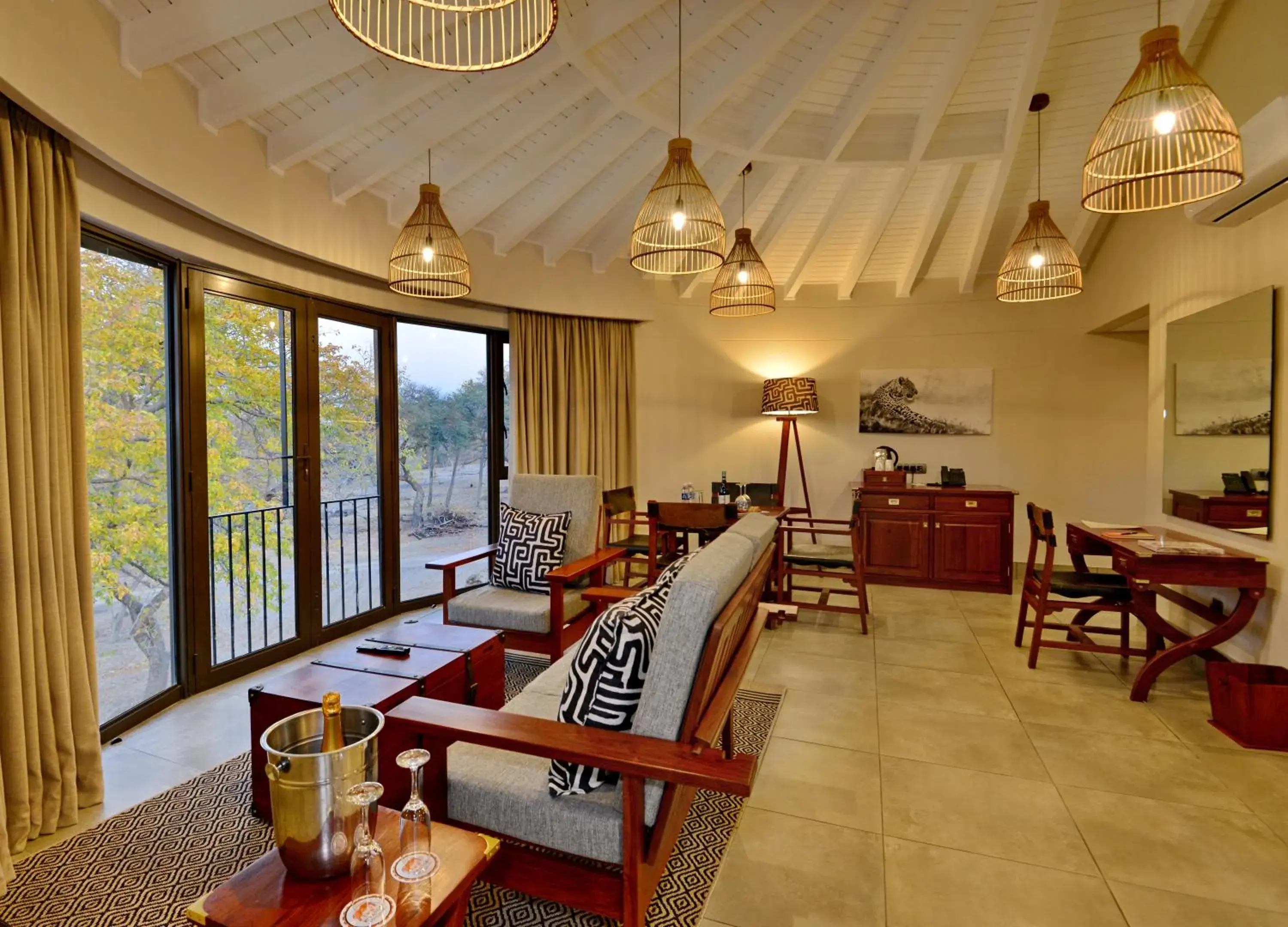 Executive Suite in Hwange Safari Lodge Executive Suite in Hwange Safari Lodge