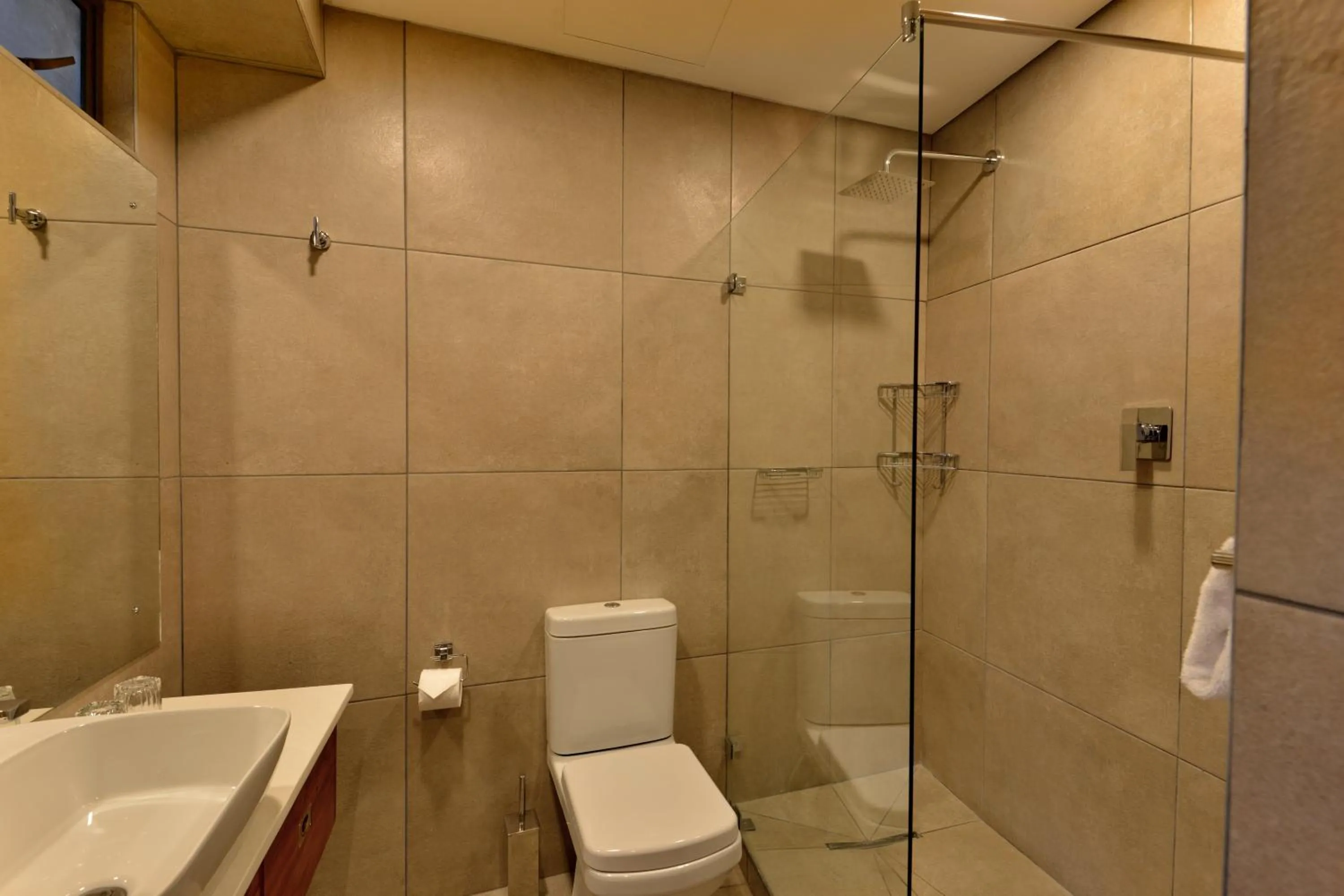 Bathroom in Hwange Safari Lodge