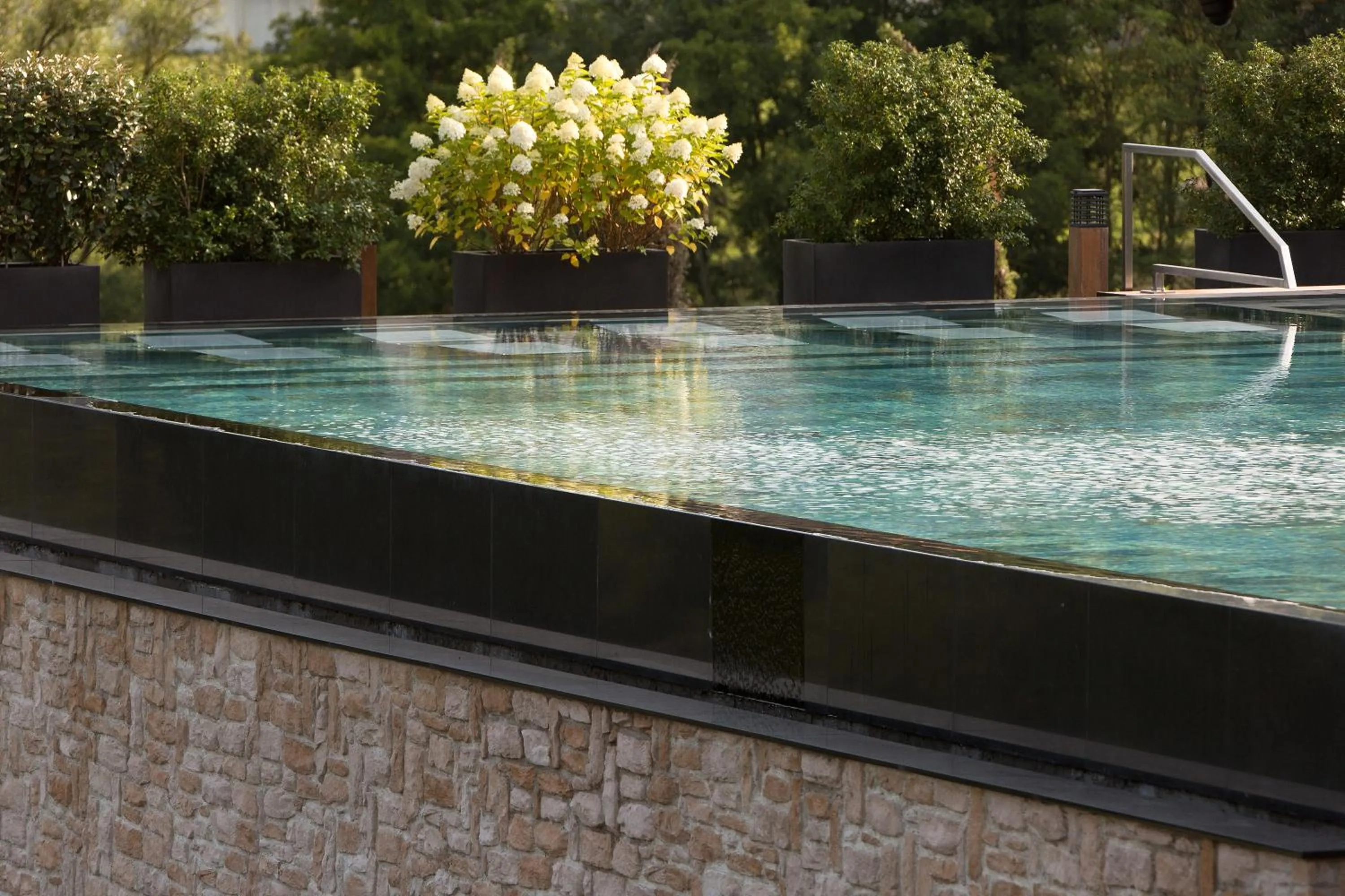 Swimming pool in Domaine de la Klauss & Spa, Restaurant Gastronomique Le K