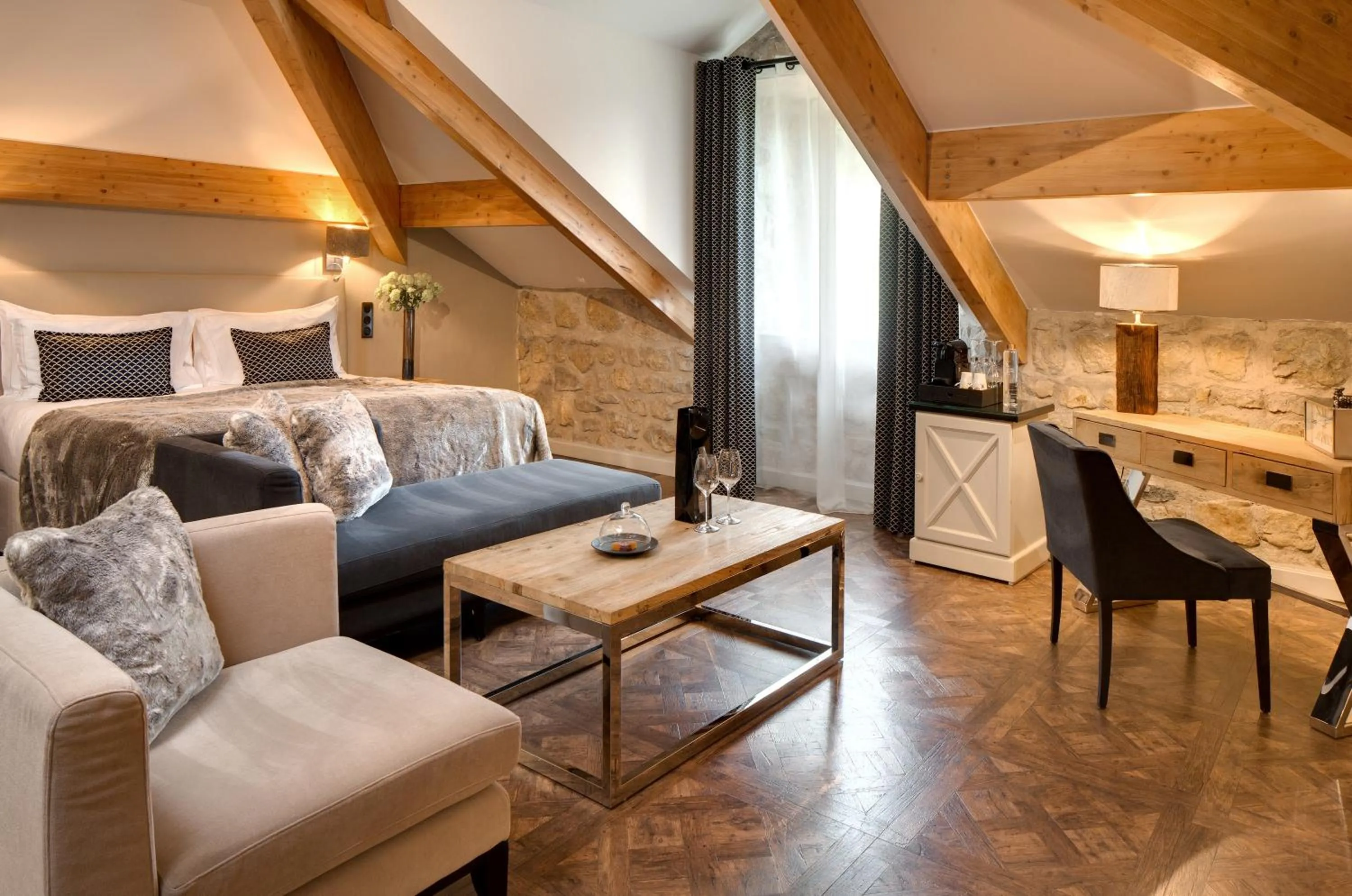 Seating area in Domaine de la Klauss & Spa, Restaurant Gastronomique Le K