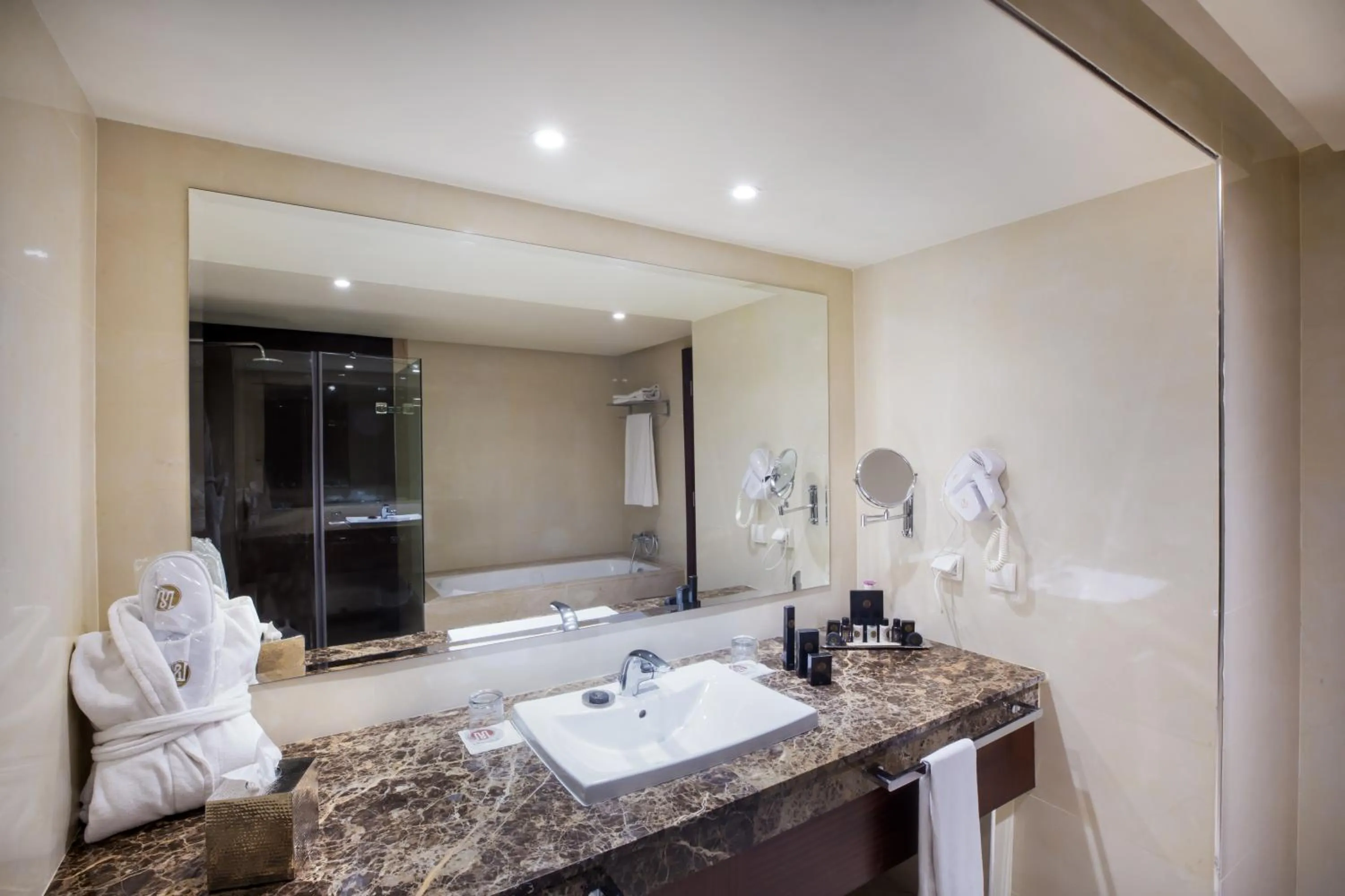 Bathroom in Grand Mogador City Center