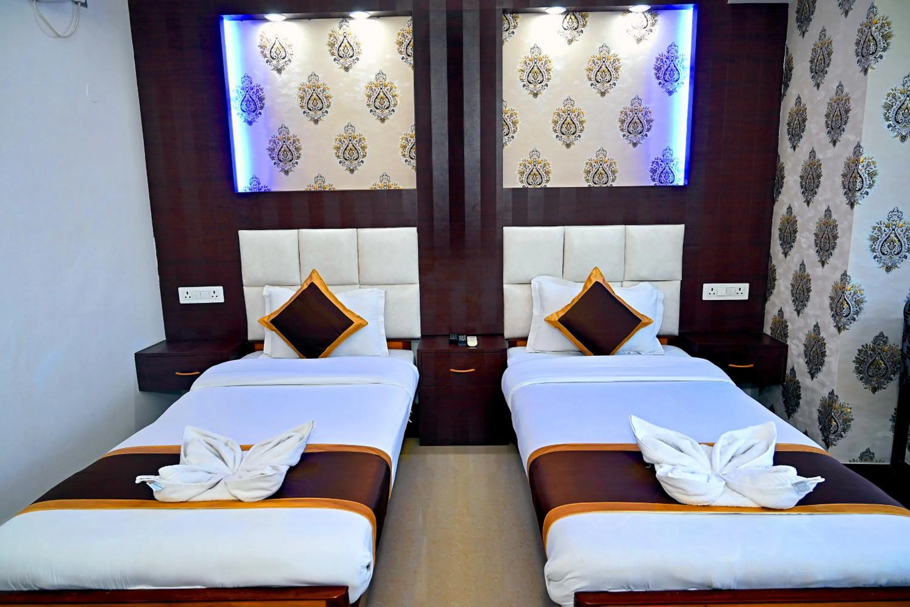 Photo of the whole room in Hotel Rajhans International