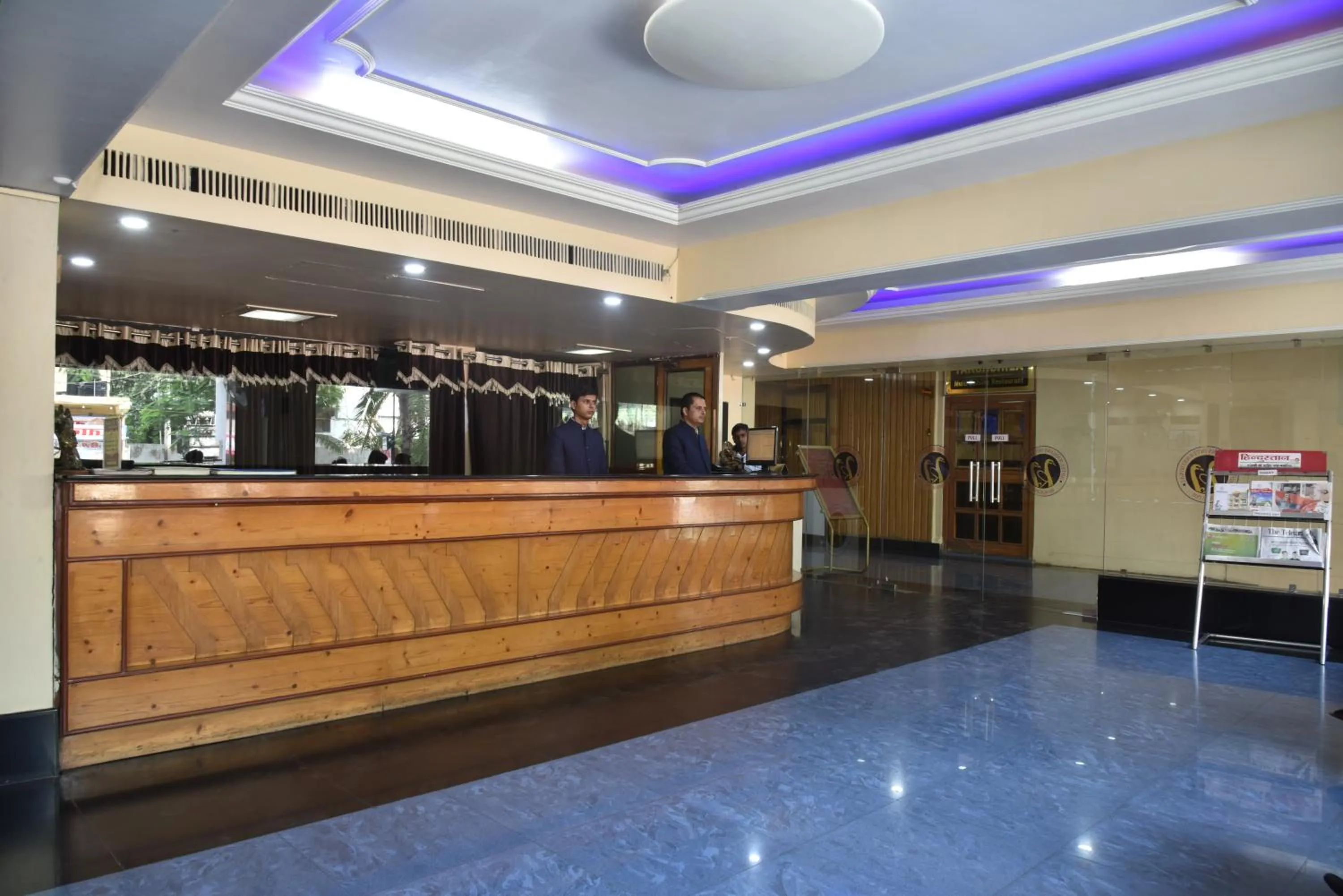 Lobby or reception in Hotel Rajhans International