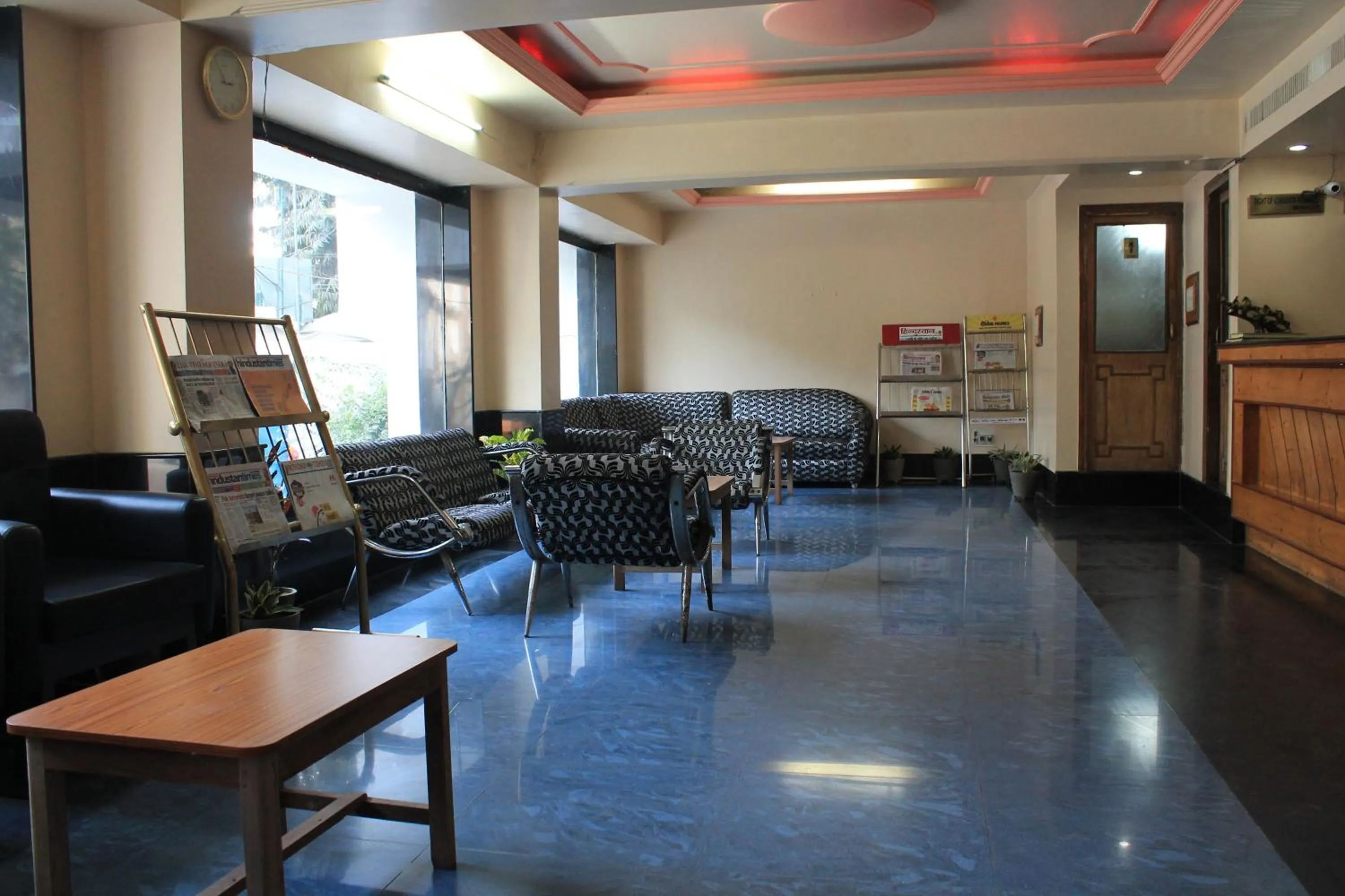 Lobby or reception in Hotel Rajhans International