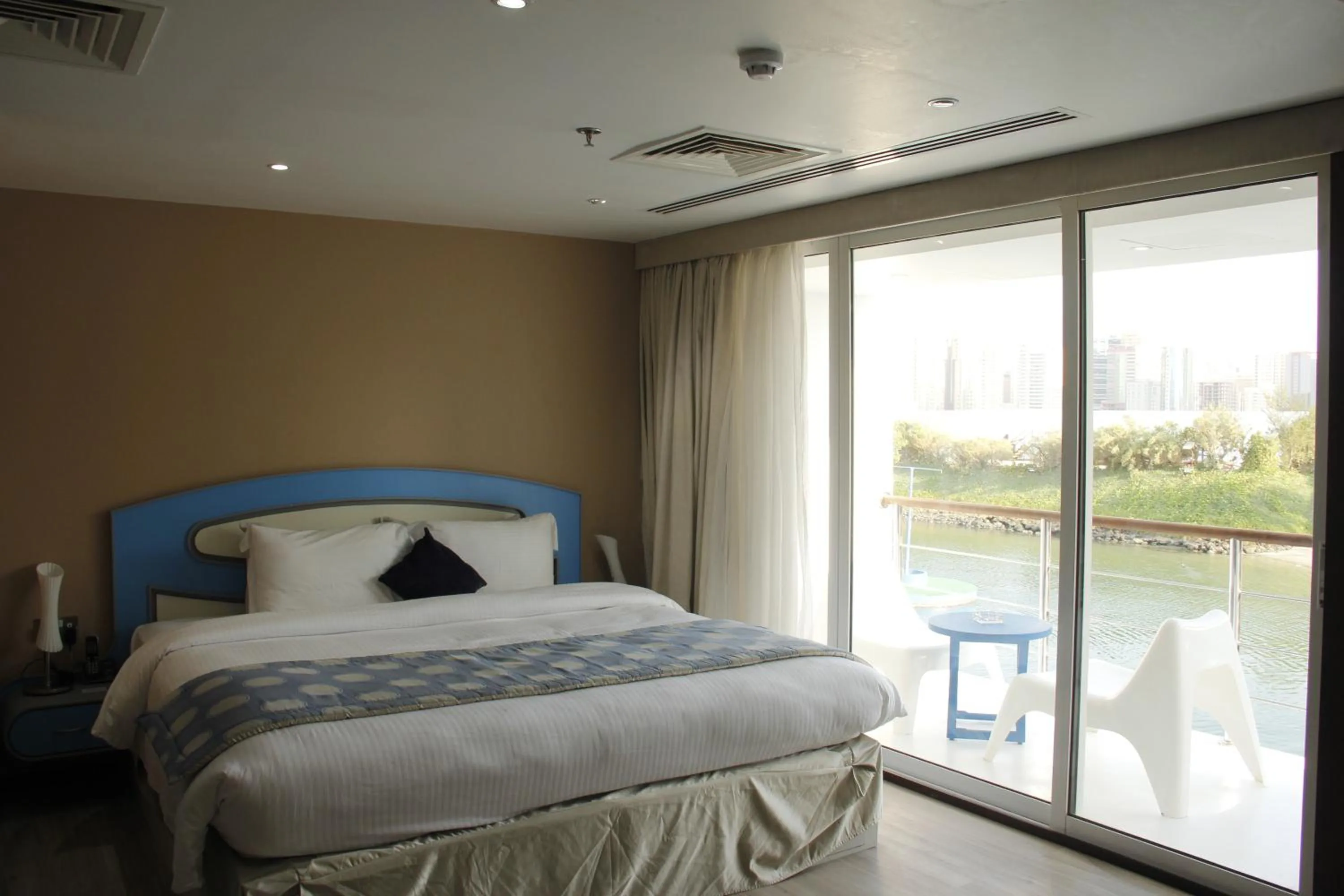 Bedroom, Bed in C Hotel