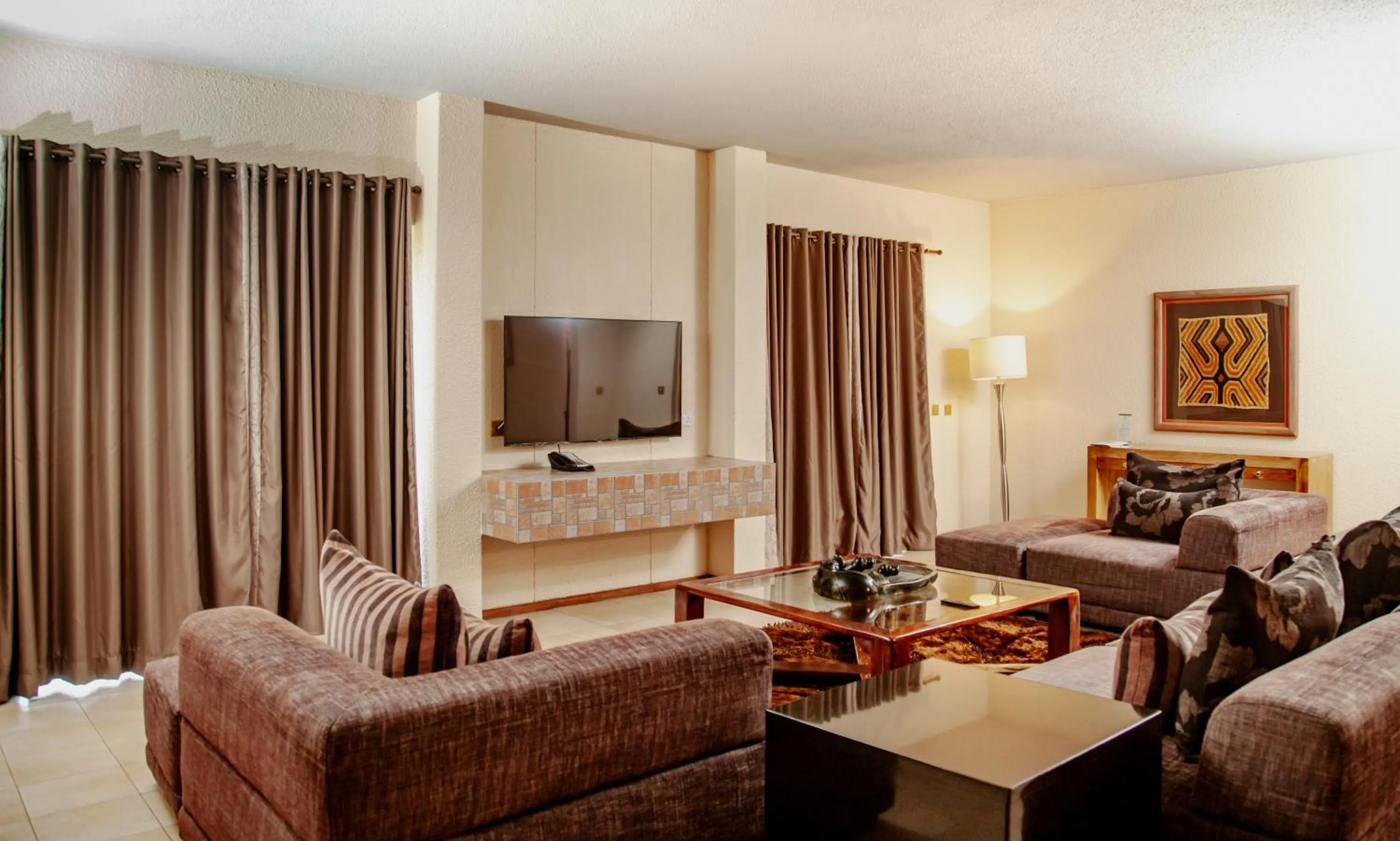 Living room in Elephant Hills Resort