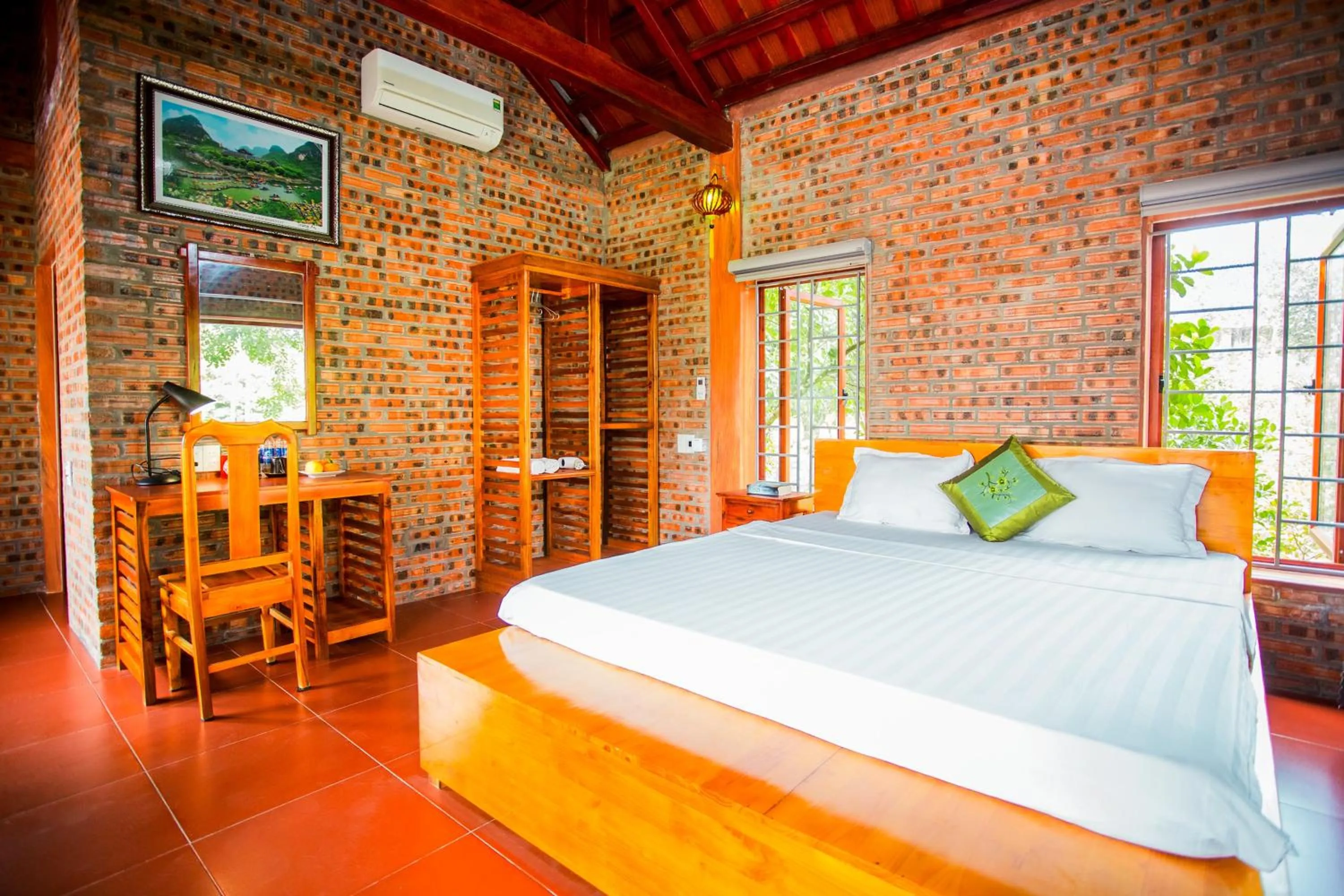 Bed in Ninh Binh Mountain View Homestay & Restaurant