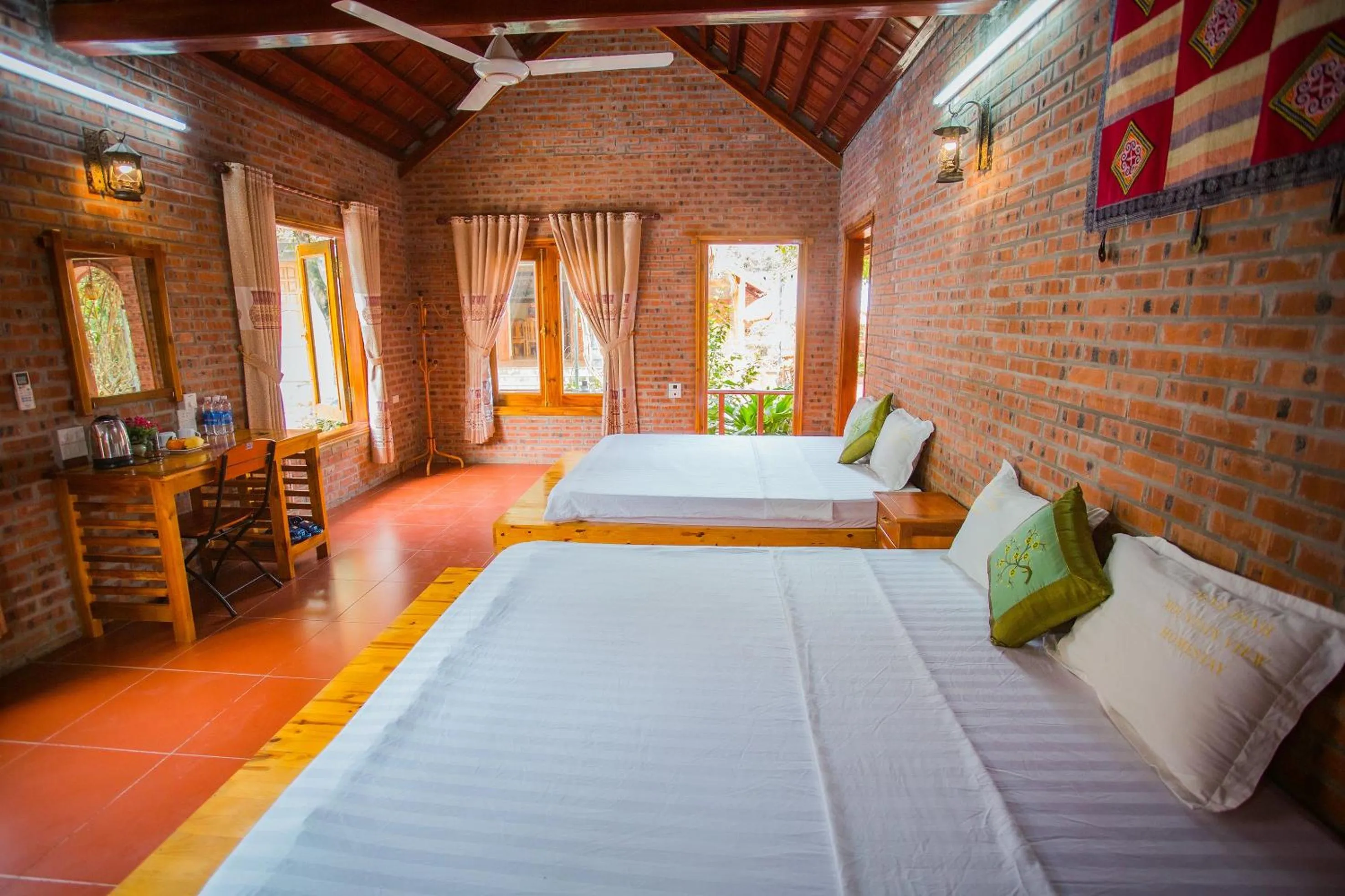 Bed in Ninh Binh Mountain View Homestay & Restaurant