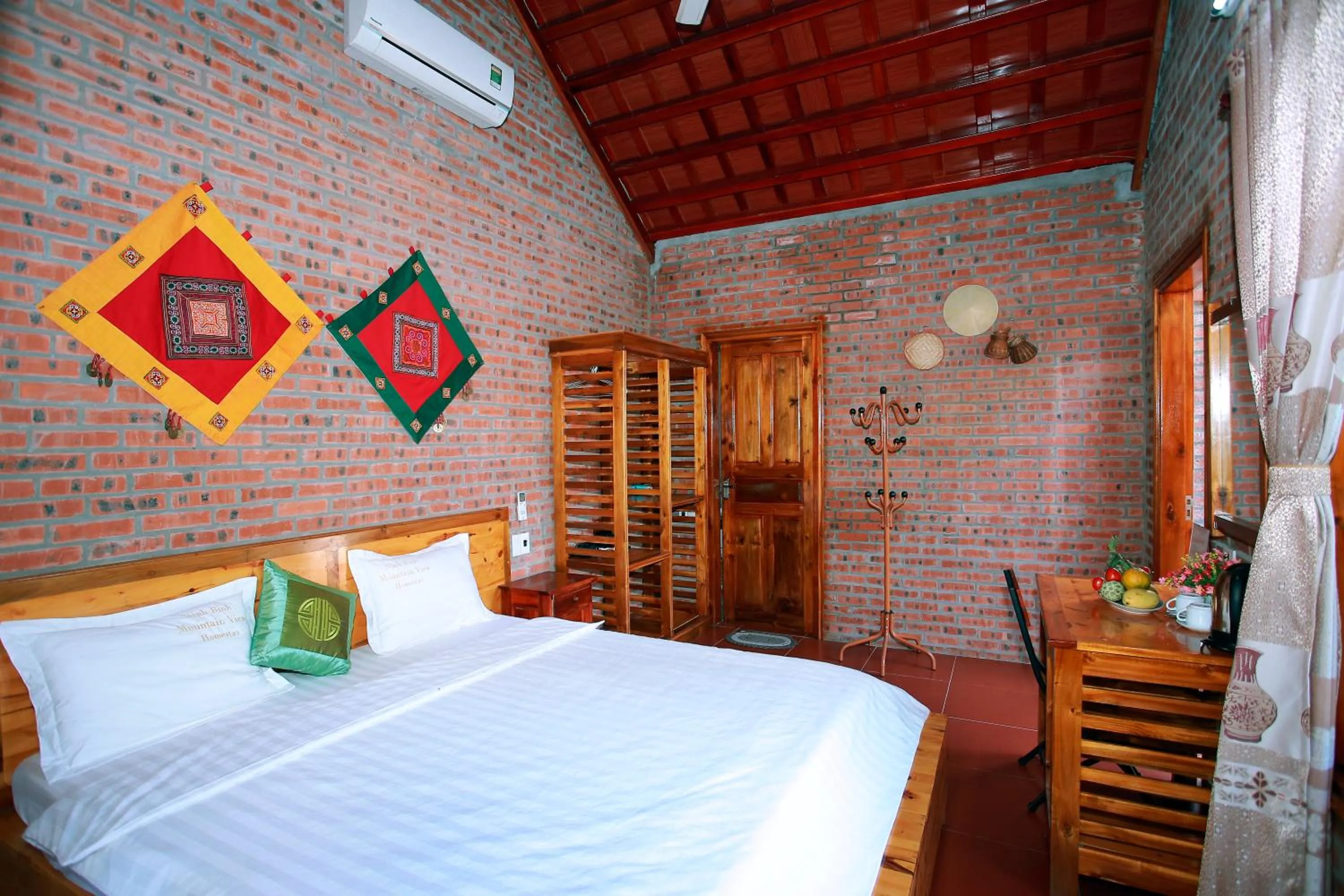 Bed in Ninh Binh Mountain View Homestay & Restaurant