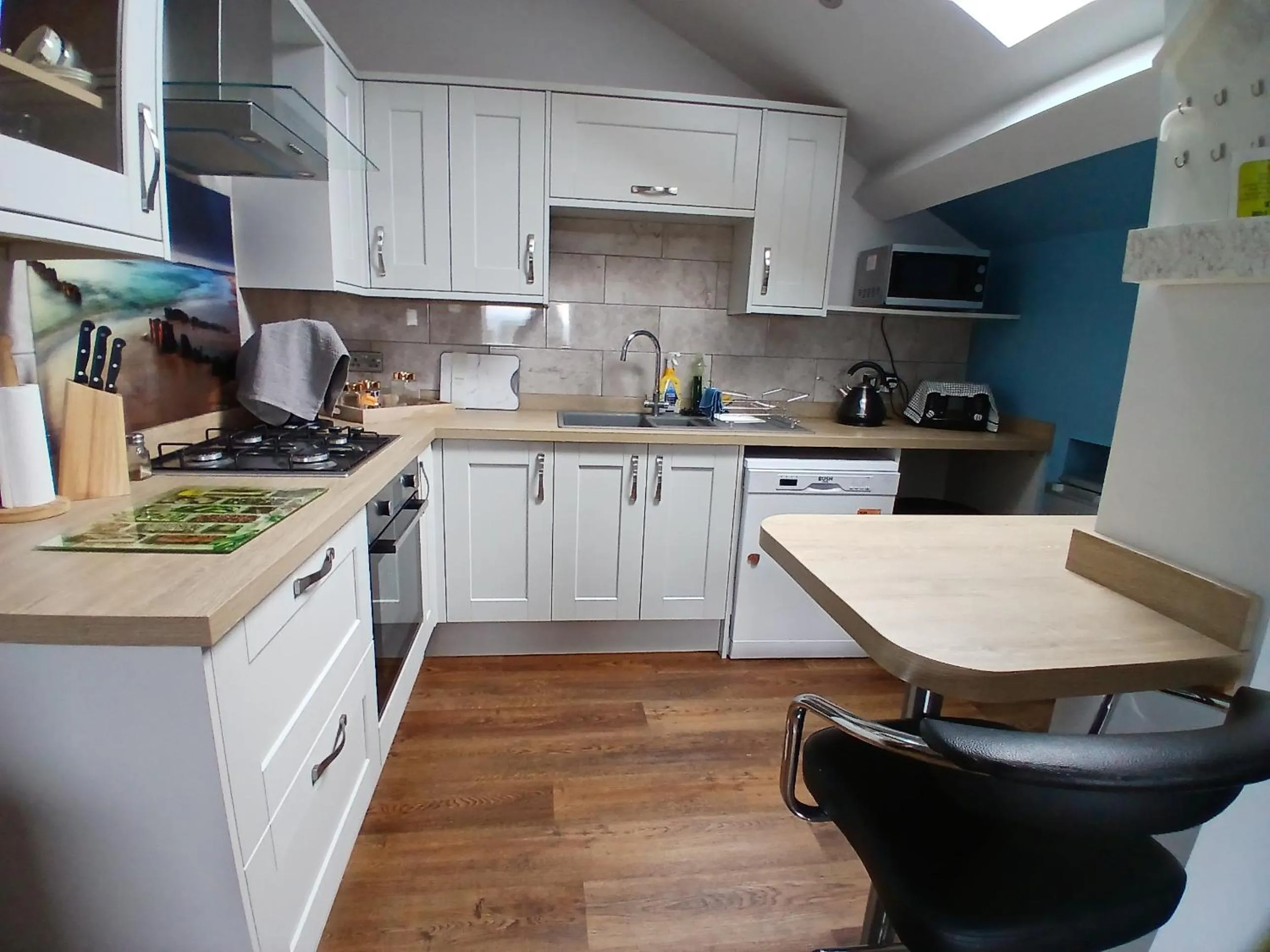Kitchen or kitchenette in Ormsgill Inn