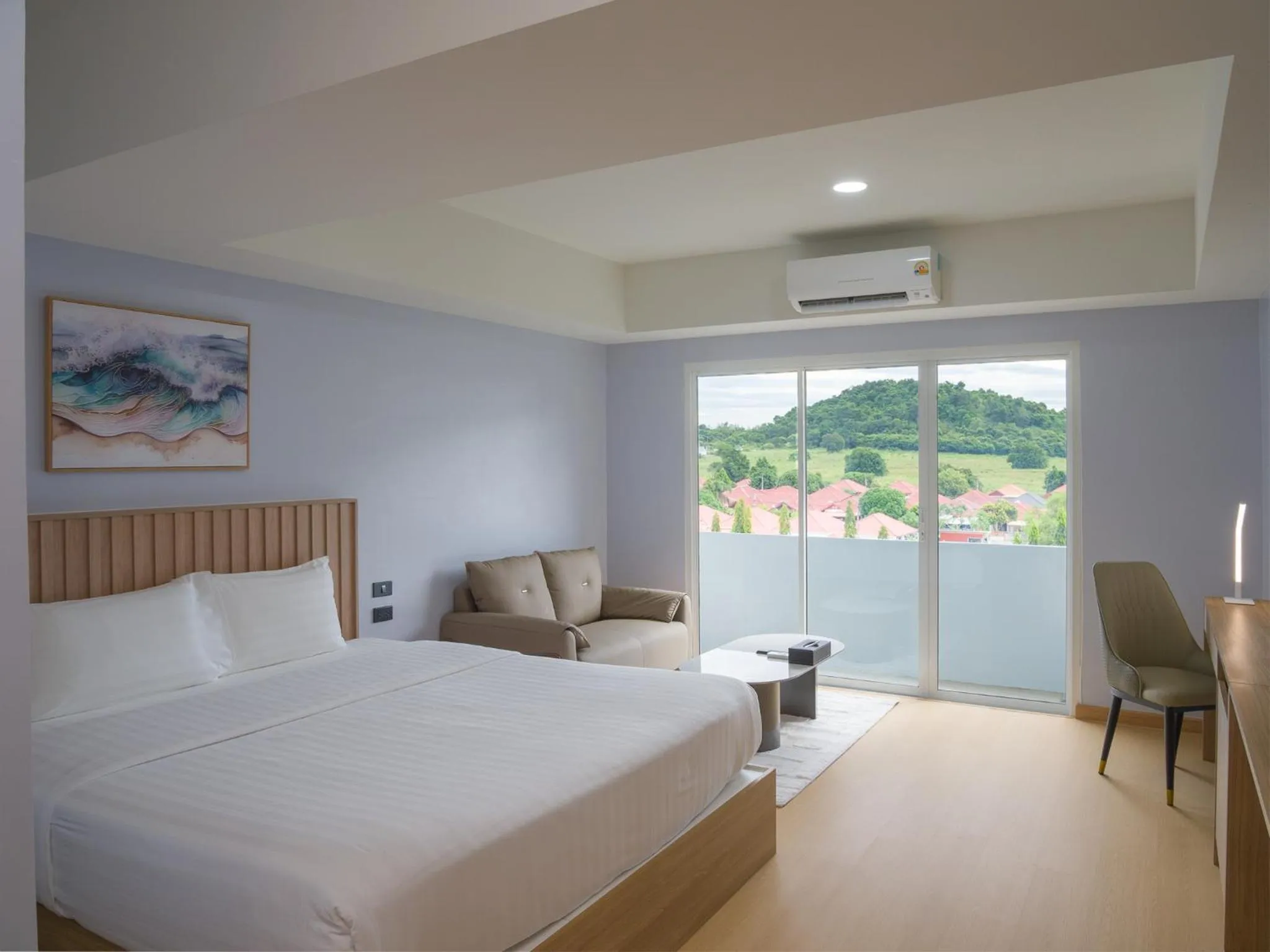 Bed in Eastpana Hotel - SHA Extra Plus