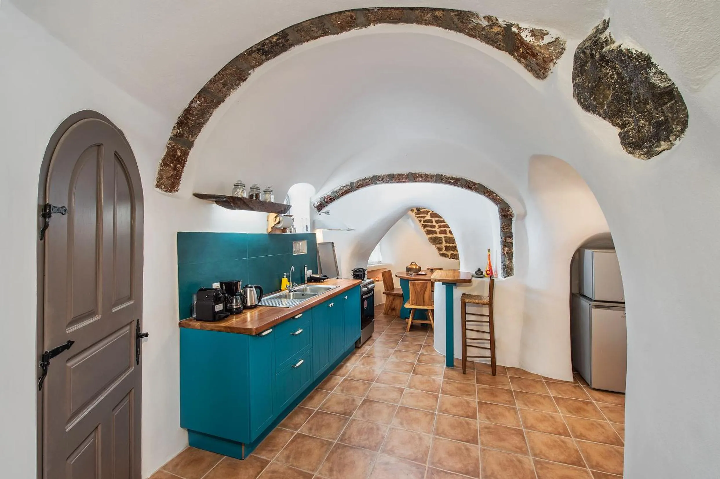 Kitchen or kitchenette in Old Vourvoulos Houses